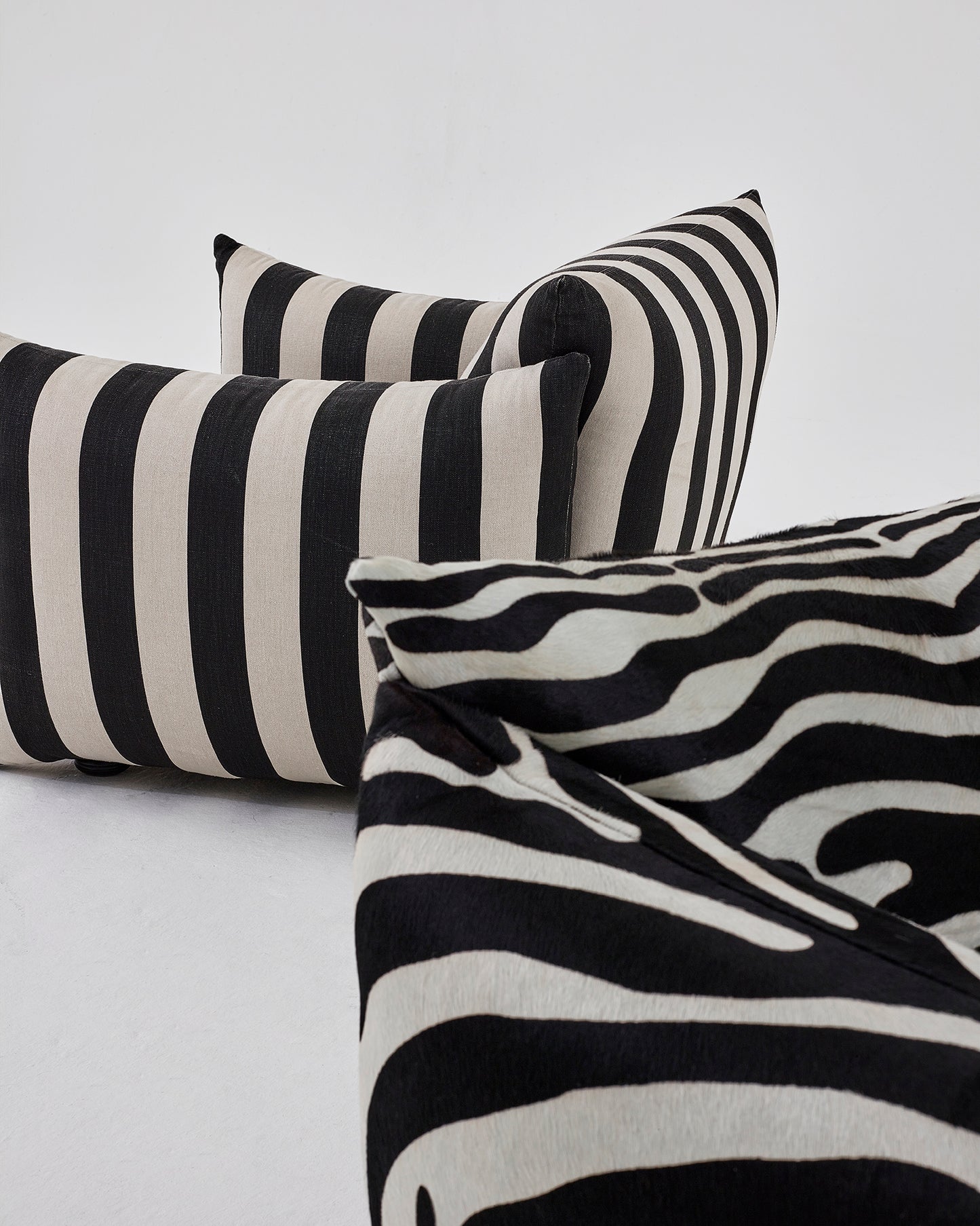 Studio Chair™ : Jet Studio Stripe