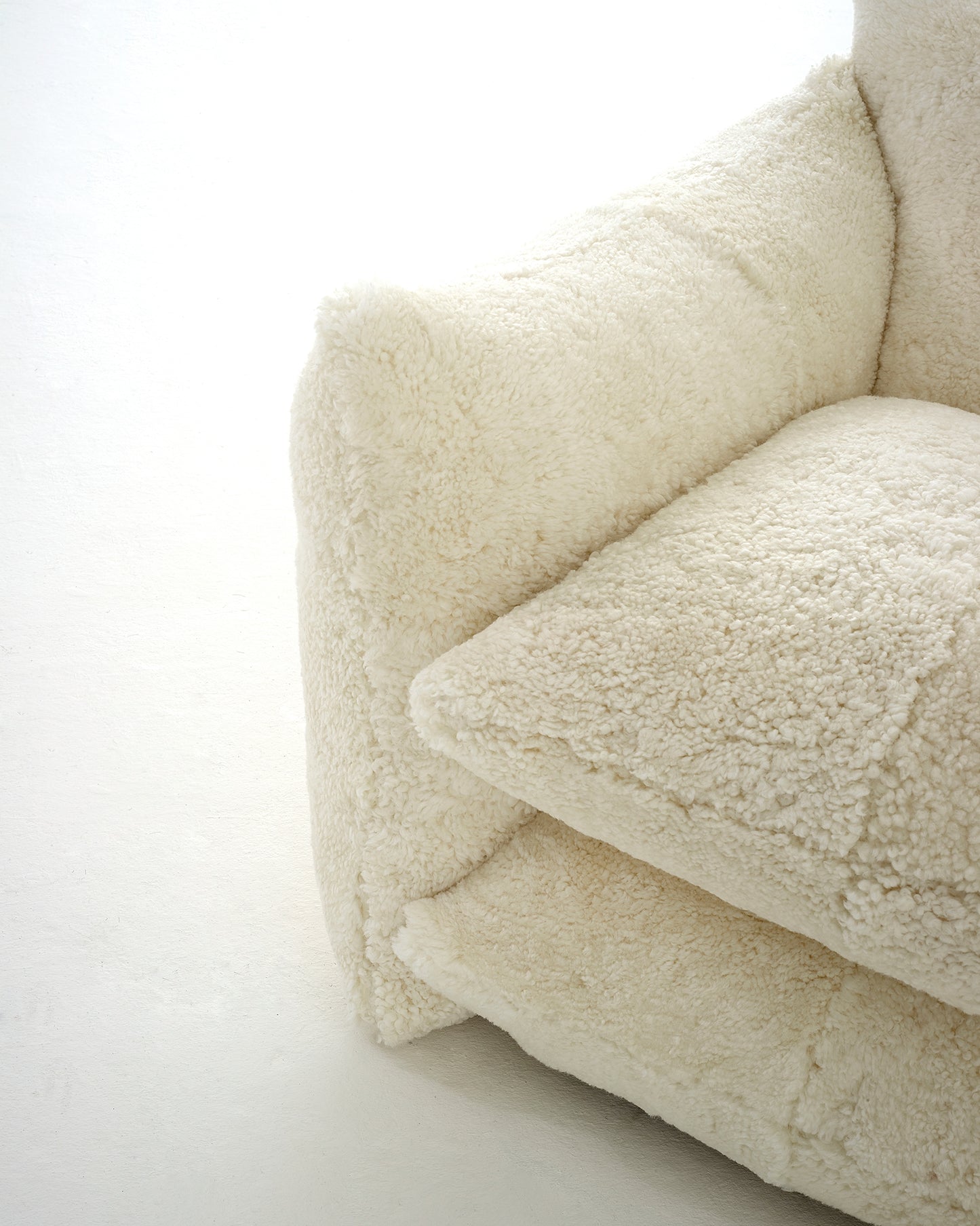 The Studio Chair in 'Cloud' shearling