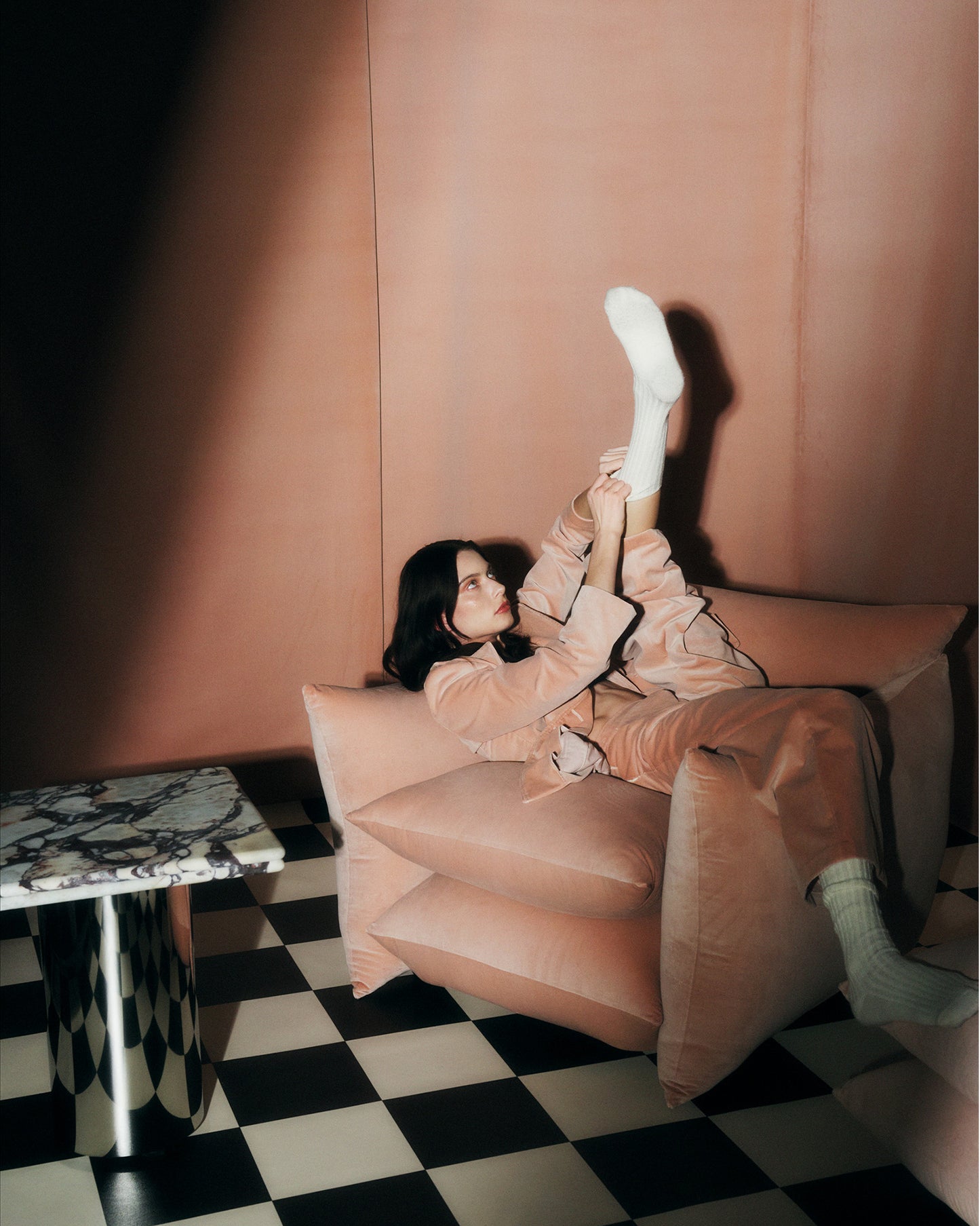 Daydream Shape Table™ : Marble