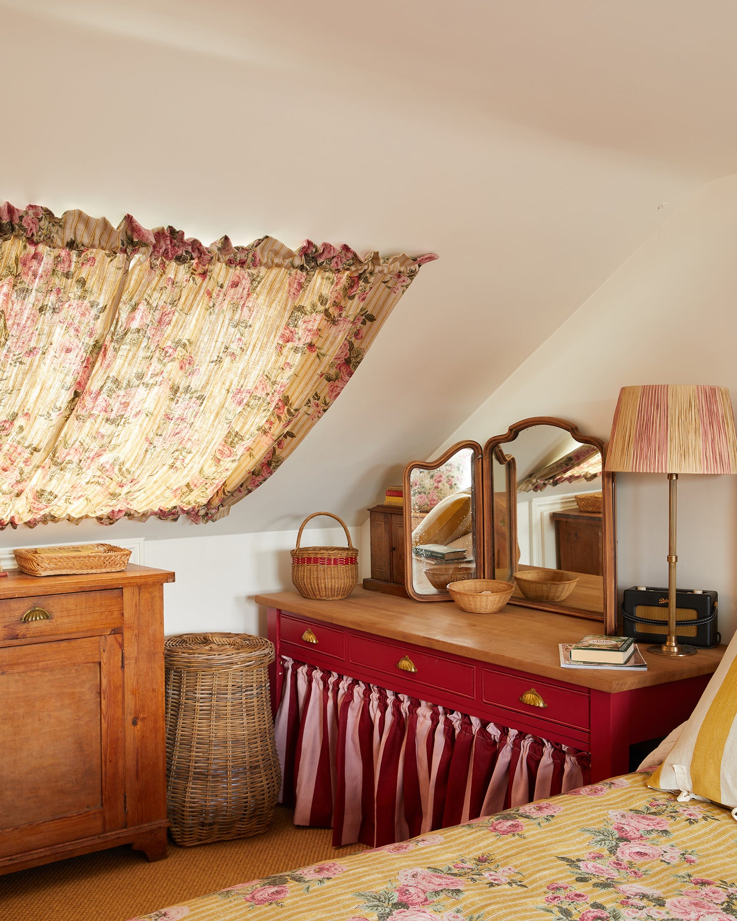 REVERSE Ticking Rose™