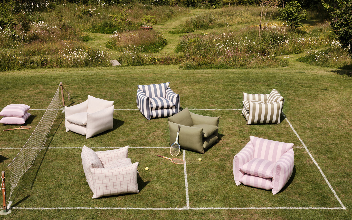 Outdoor Studio Chair™: Wild Studio Stripe Dawn Pink
