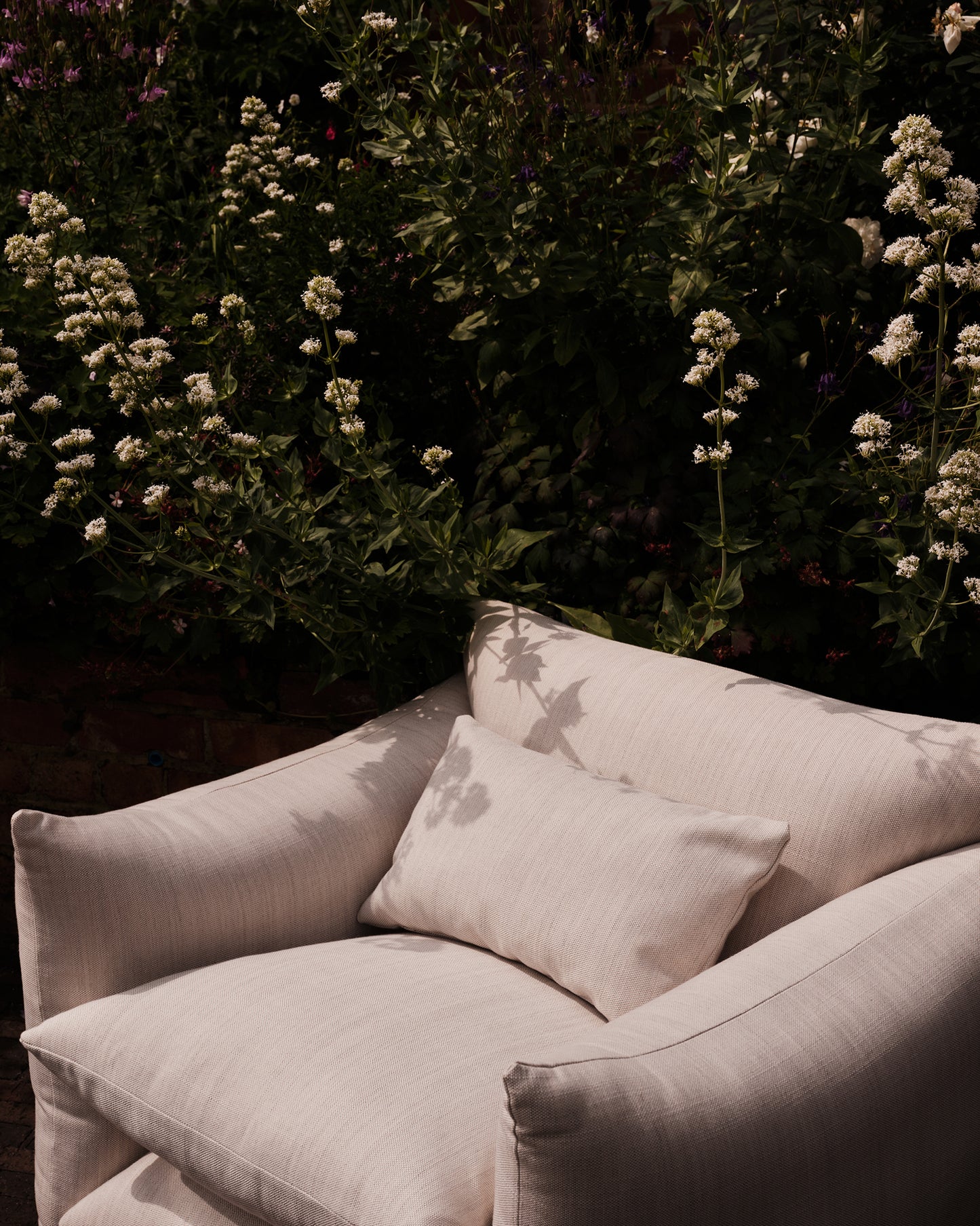 Outdoor Studio Chair™: Wild Plain Chalk