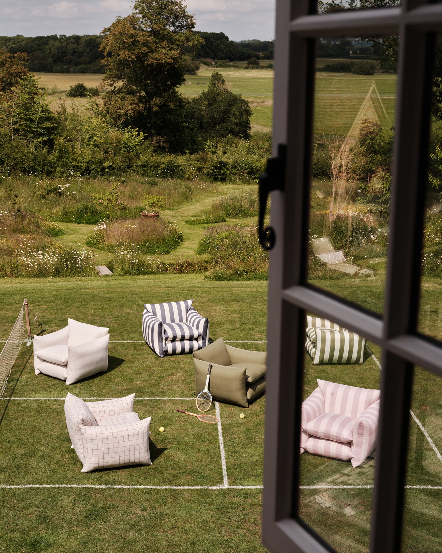 Outdoor Studio Chair™: Wild Plain Chalk