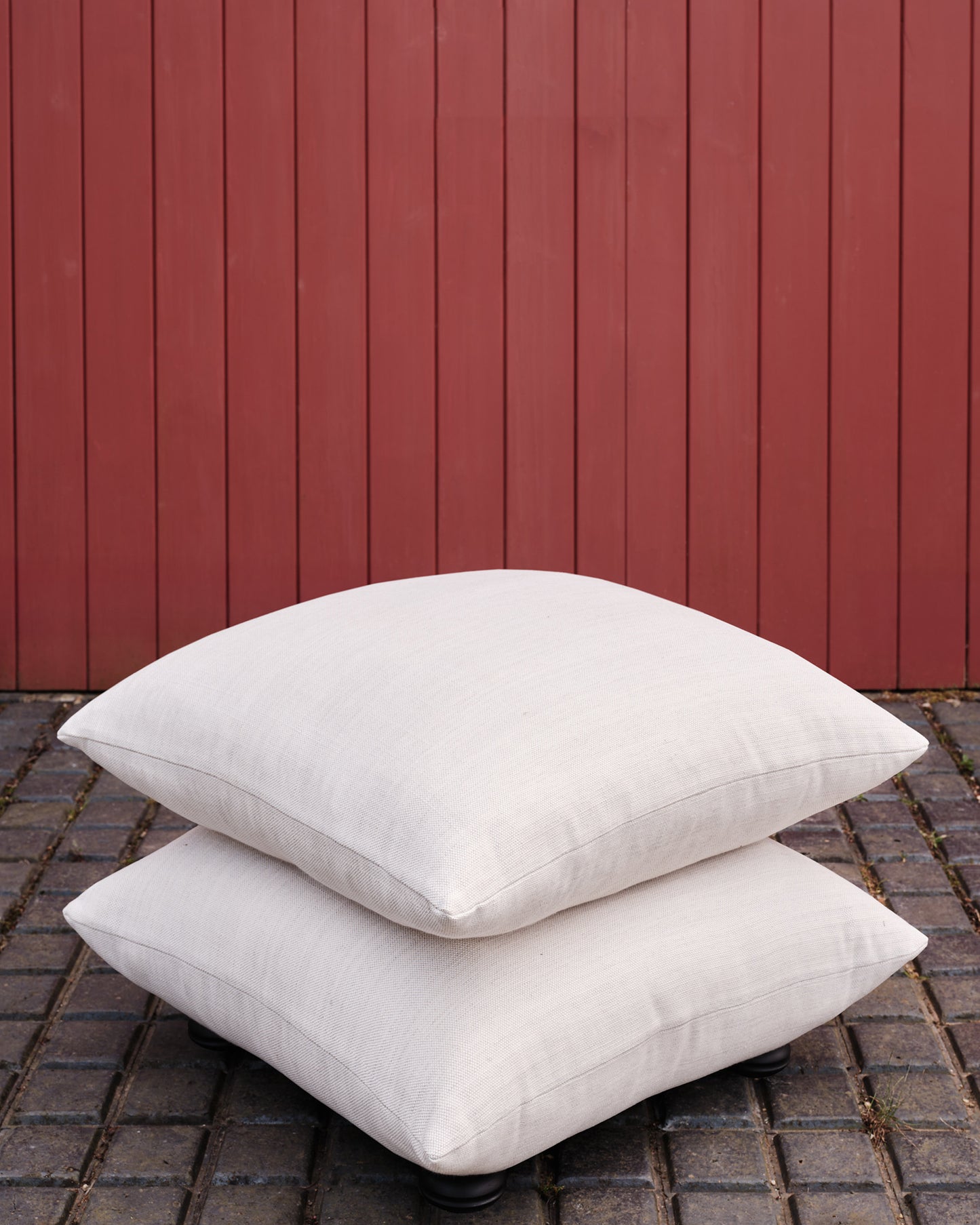 Outdoor Studio Stool: Wild Plain Chalk