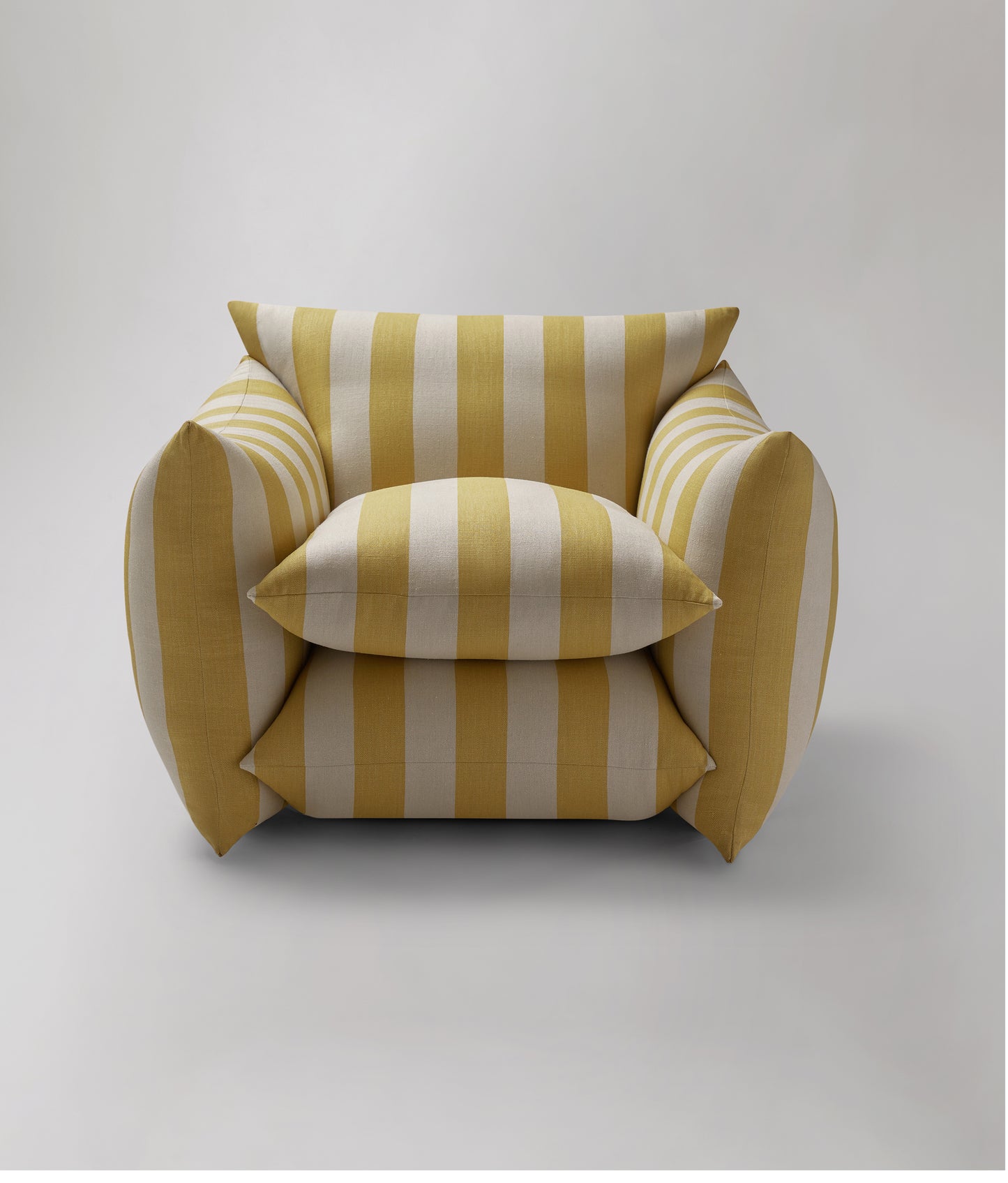 Studio Chair™ : Old Yellow Studio Stripe