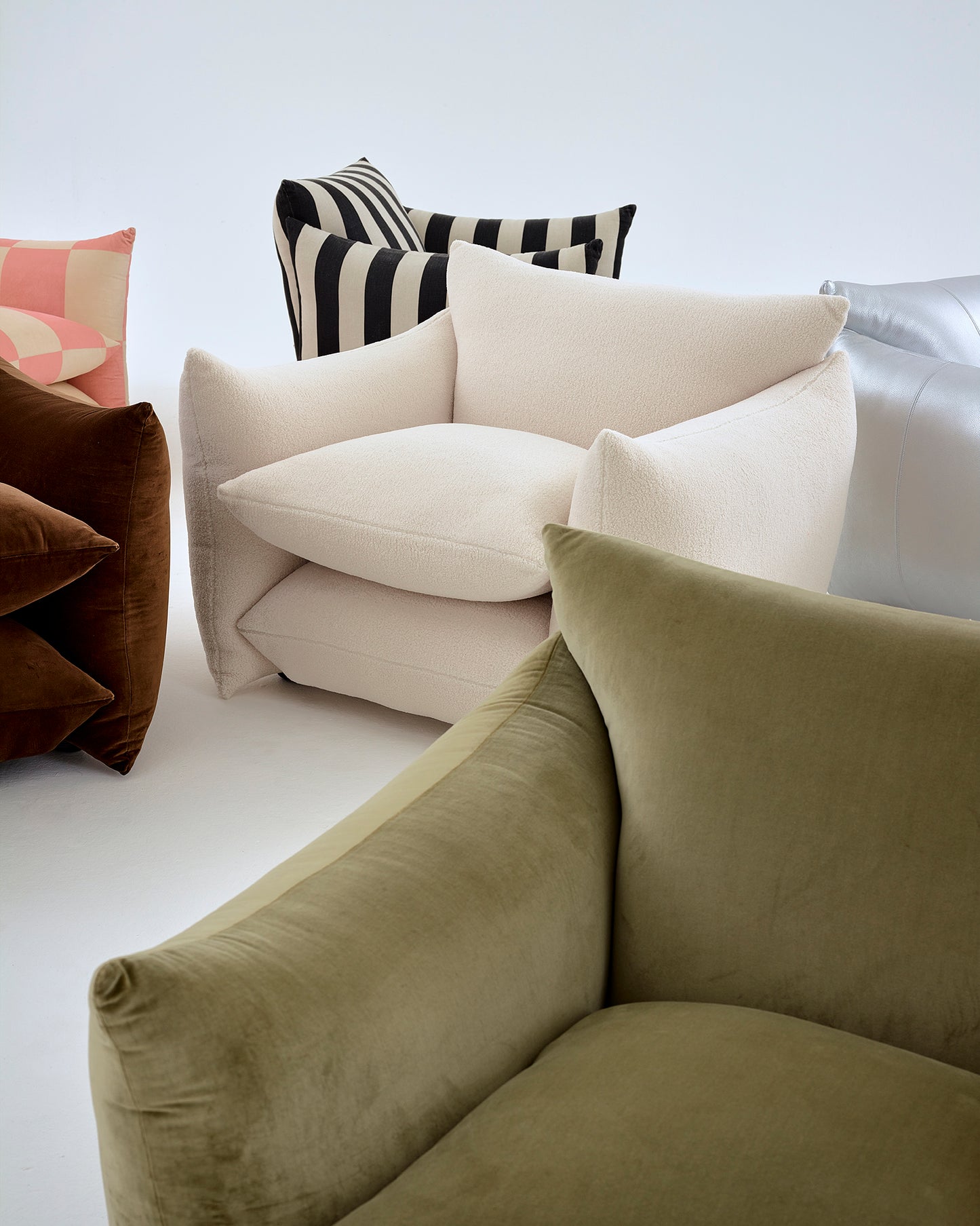 Studio Chair™ : Fern Velvet