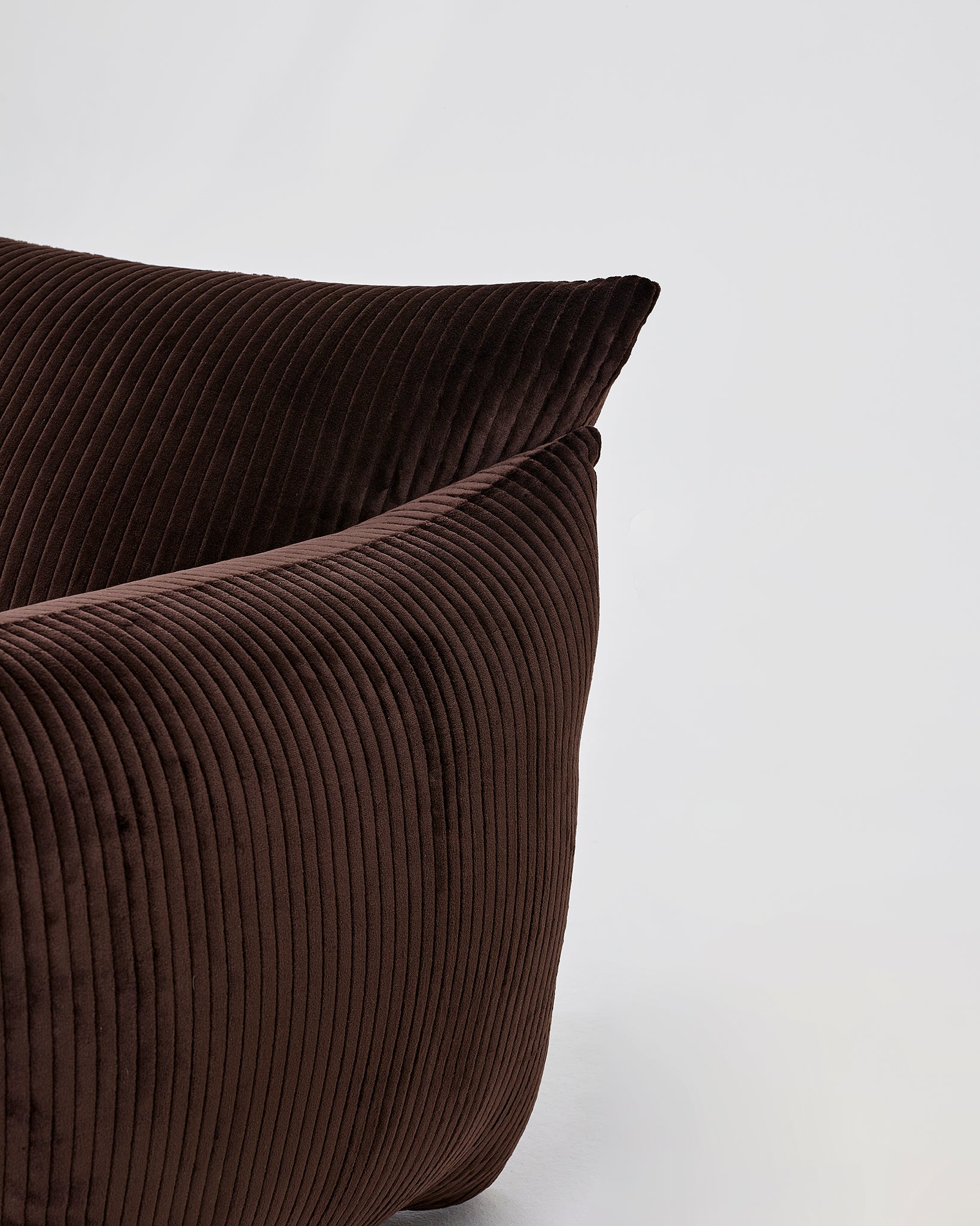 studio chair in 'cocoa' jumbo cord