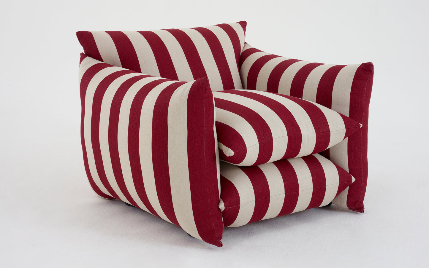 Studio Chair™ : Ruby Studio Stripe