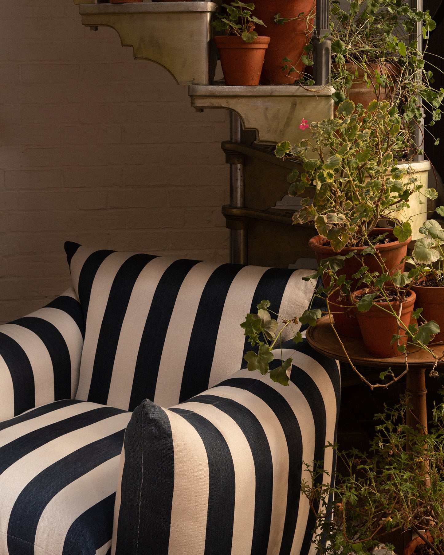 Studio Chair™ : Indigo Studio Stripe