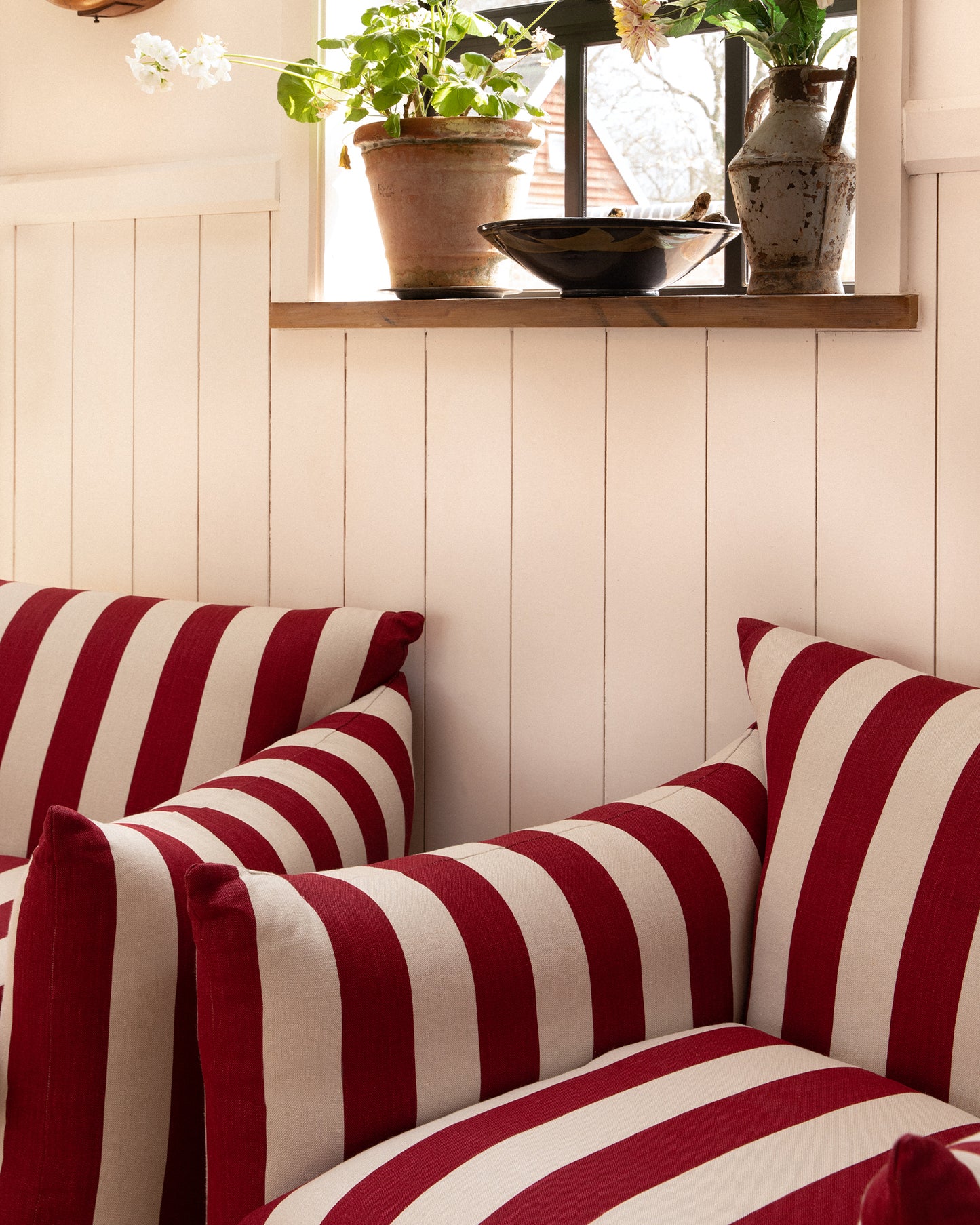 Studio Chair™ : Ruby Studio Stripe