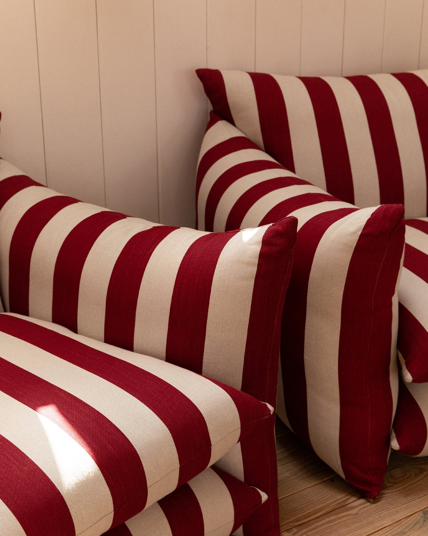 Studio Chair™ : Ruby Studio Stripe