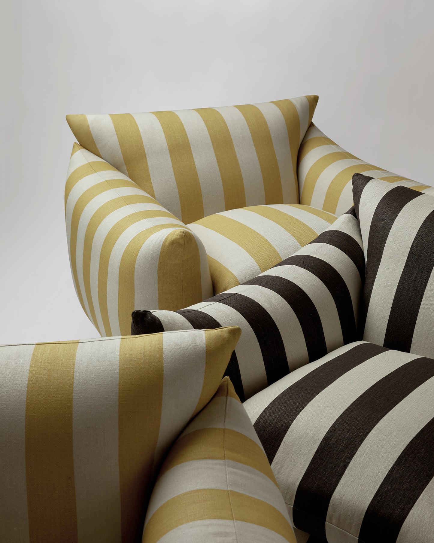 Studio Chair™ : Old Yellow Studio Stripe