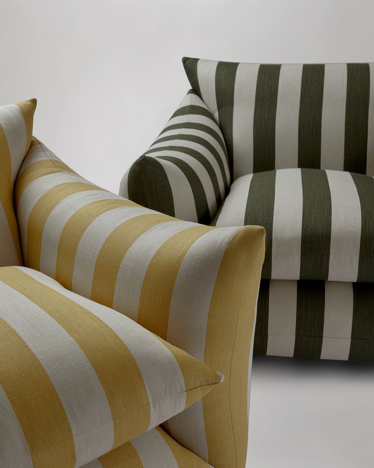 Studio Chair™ : Old Yellow Studio Stripe