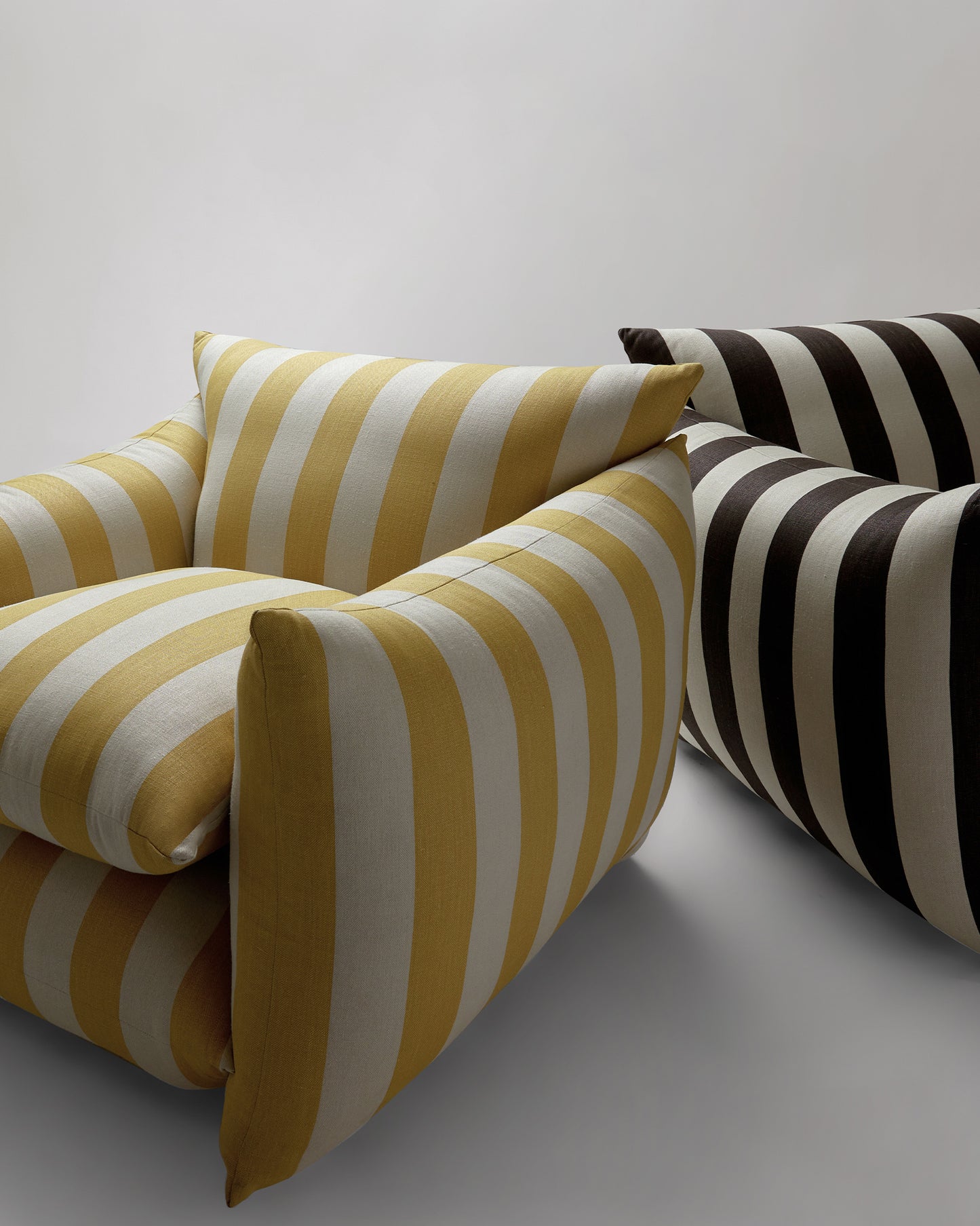 Studio Chair™ : Old Yellow Studio Stripe