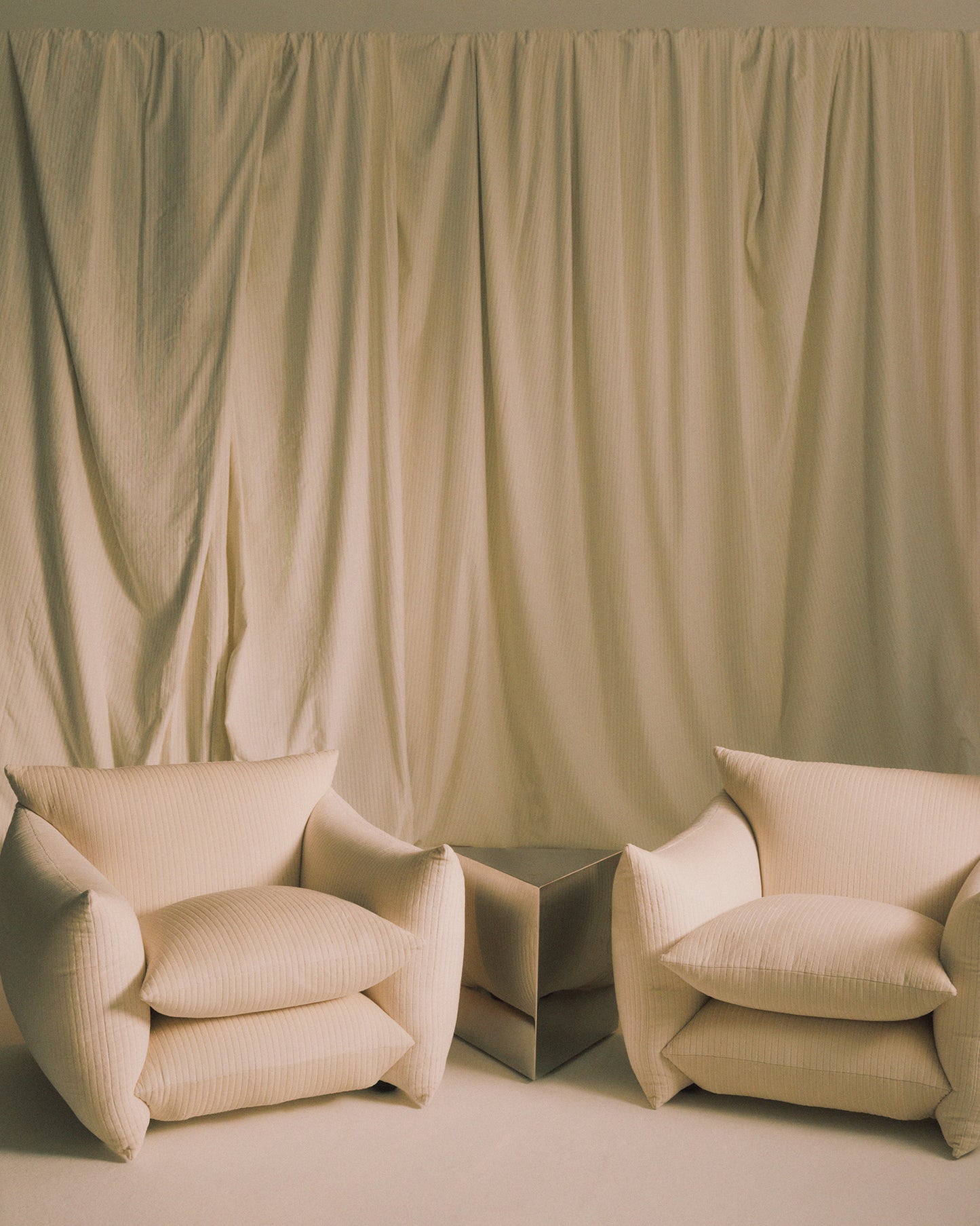 Studio Chair™ : Milk Jumbo Cord