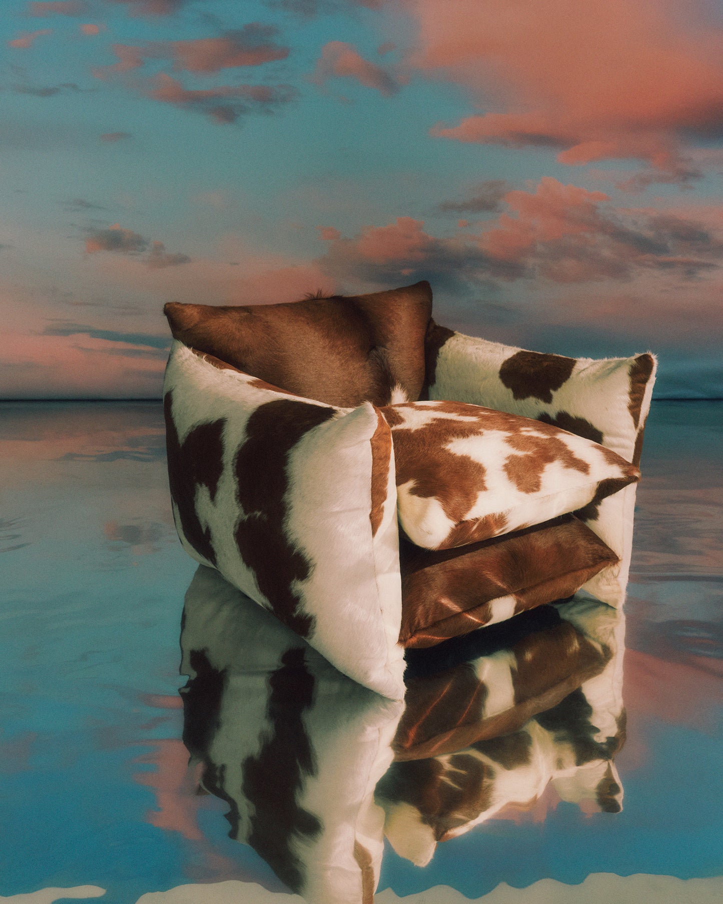 Special Edition Studio Chair™ : Cowhide