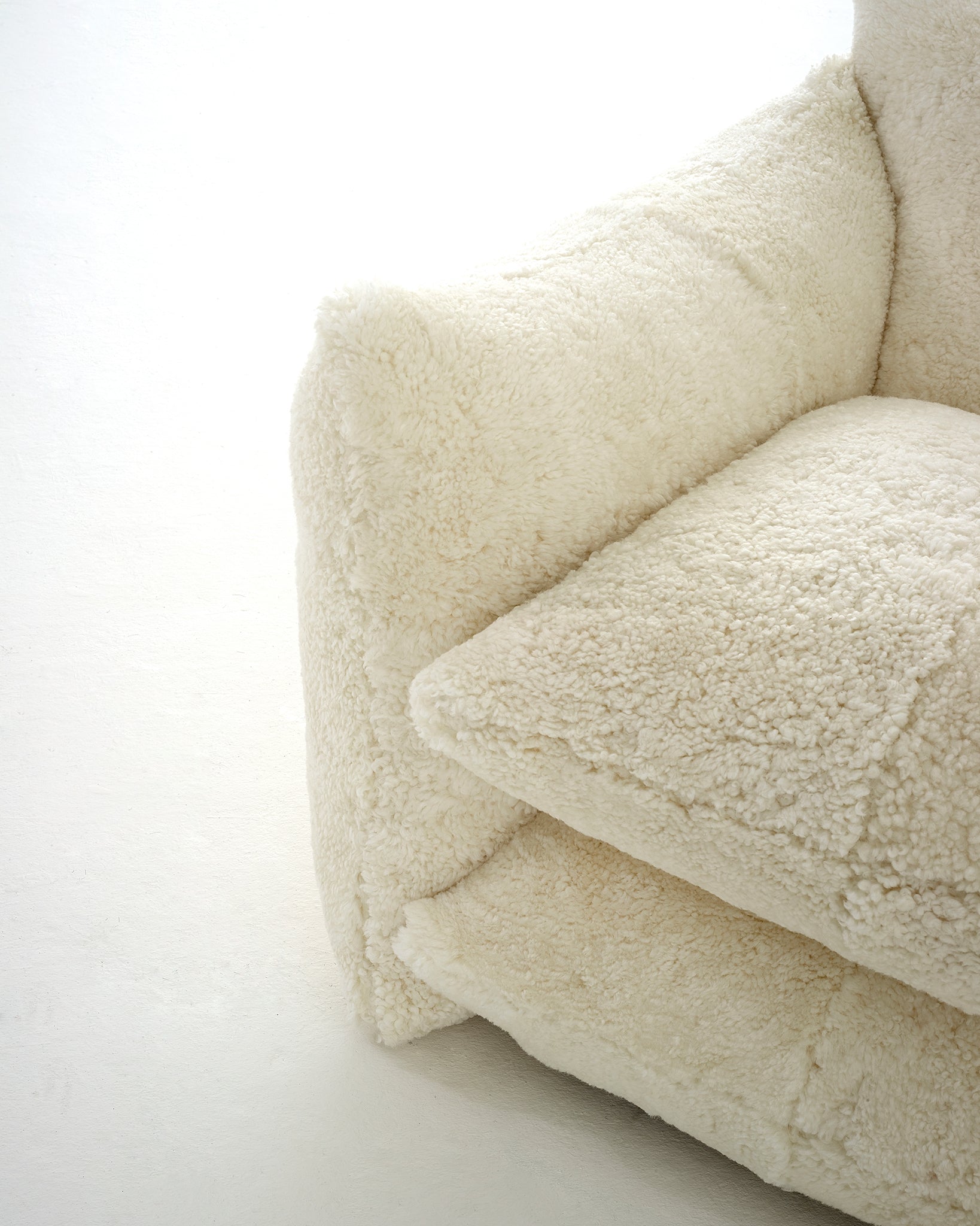 The Studio Chair in 'Cloud' shearling