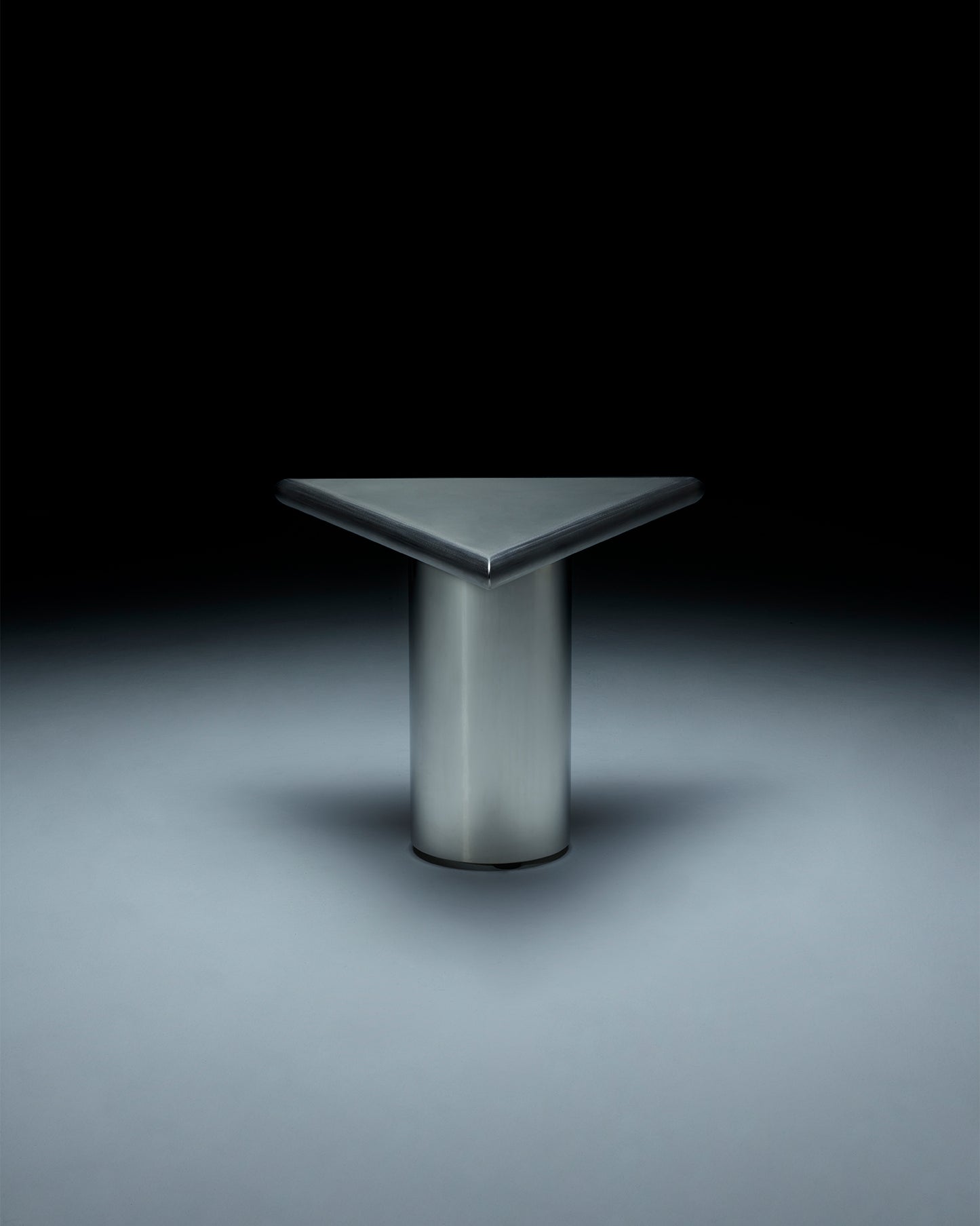 Daydream Shape Table™ : Stainless Steel