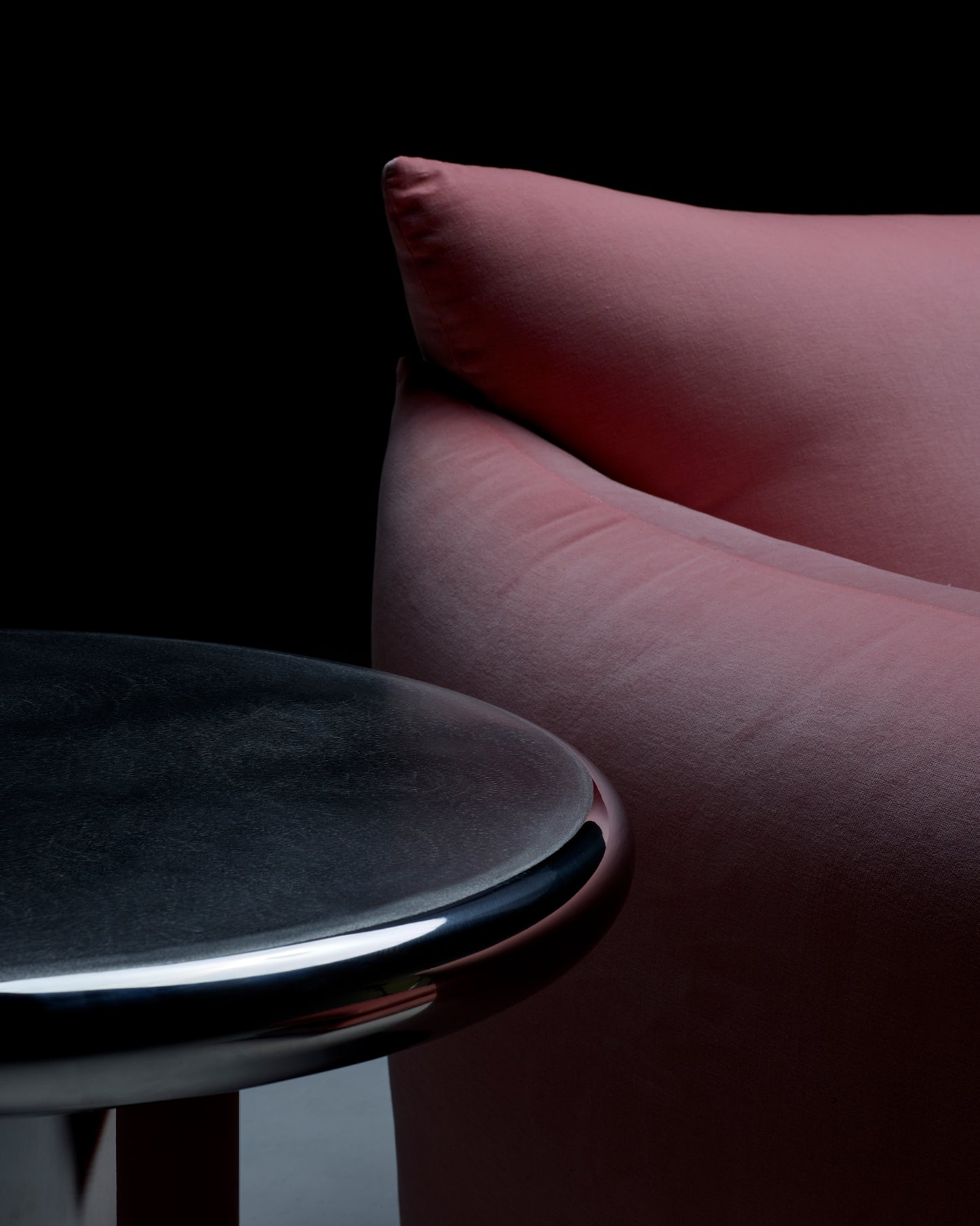 Daydream Shape Table™ : Stainless Steel