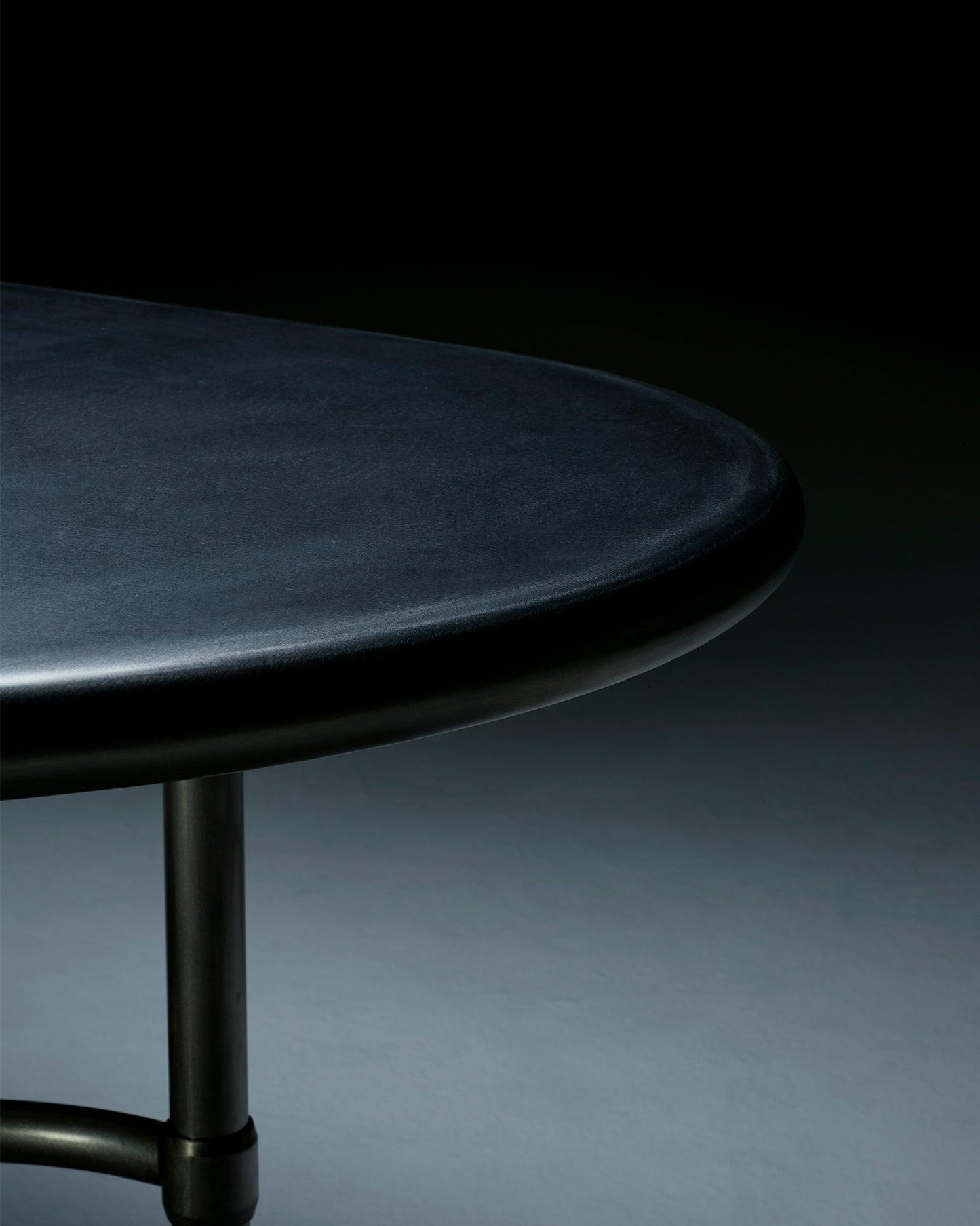 Daydream Muse Table™ : Stainless Steel