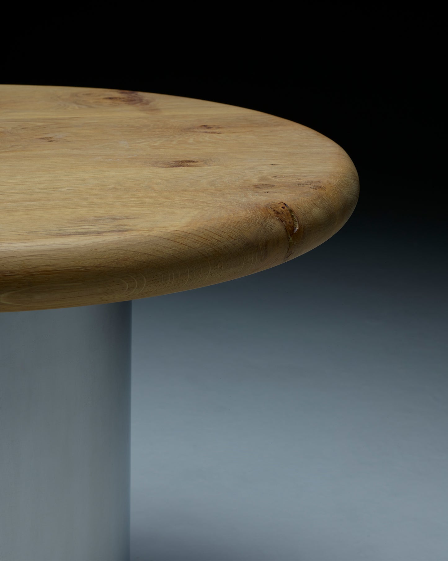 Daydream Shape Table™ : Oak