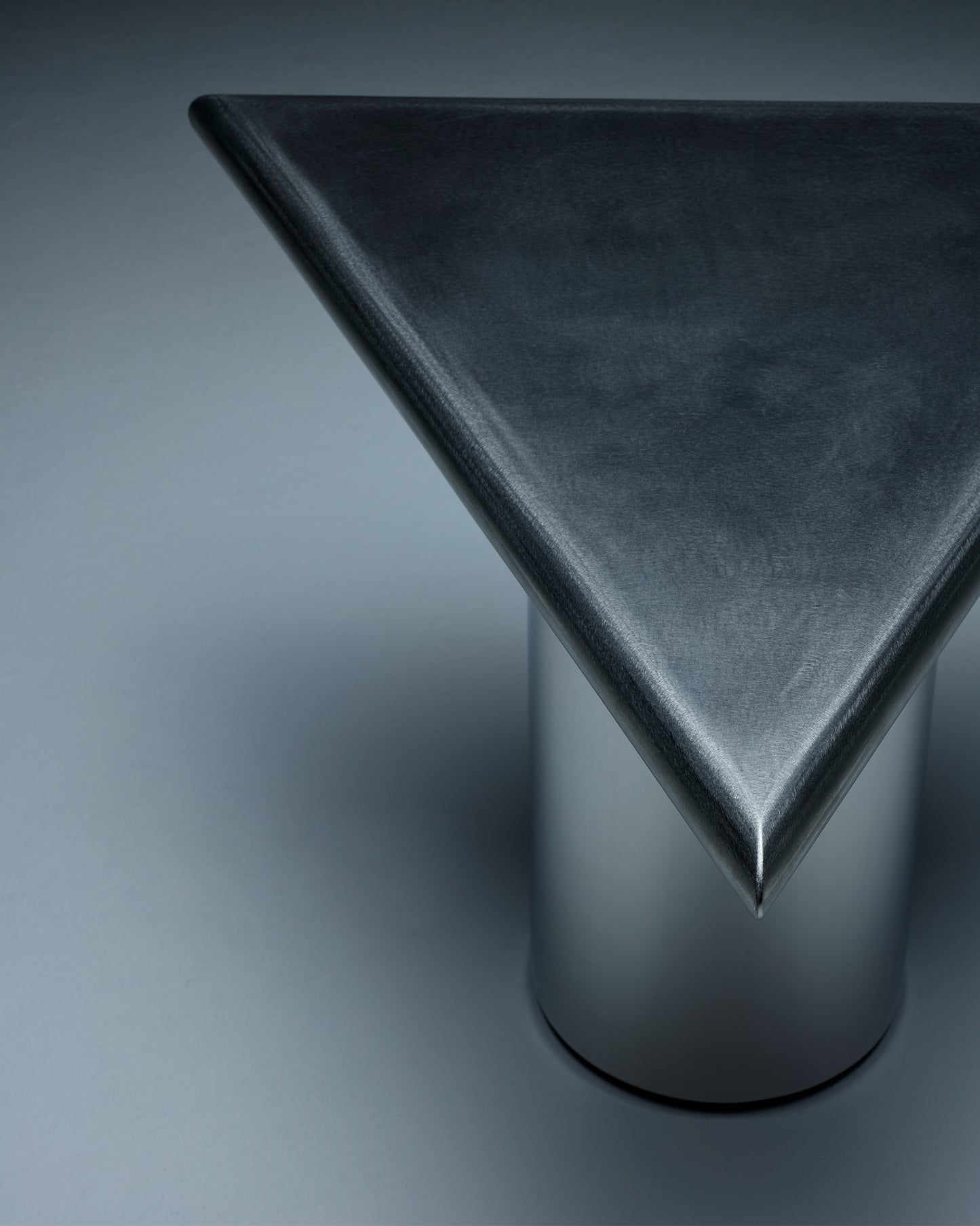 Daydream Shape Table™ : Stainless Steel