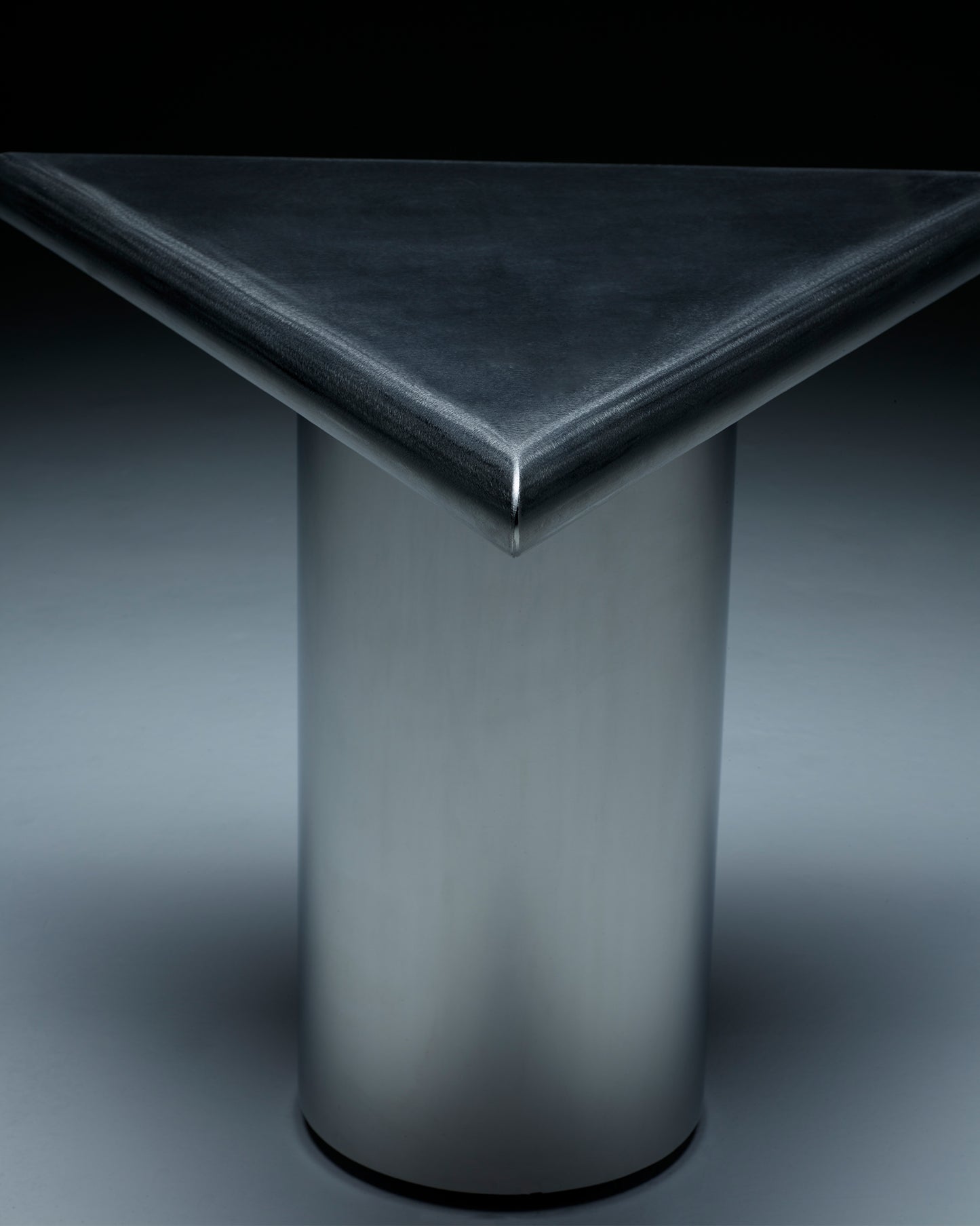 Daydream Shape Table™ : Stainless Steel