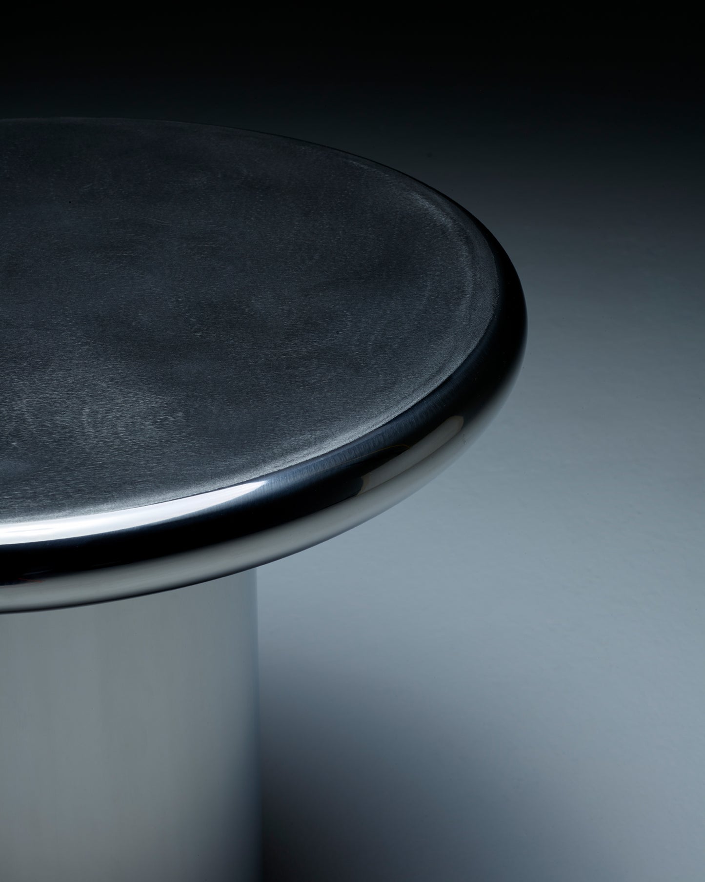 Daydream Shape Table™ : Stainless Steel