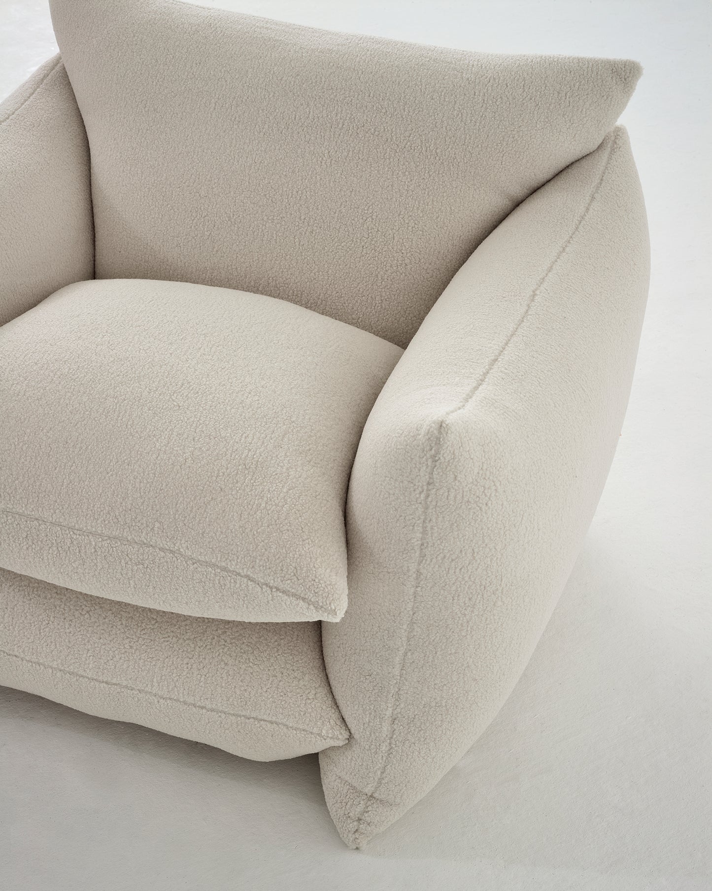 Studio Chair™ : Teddy