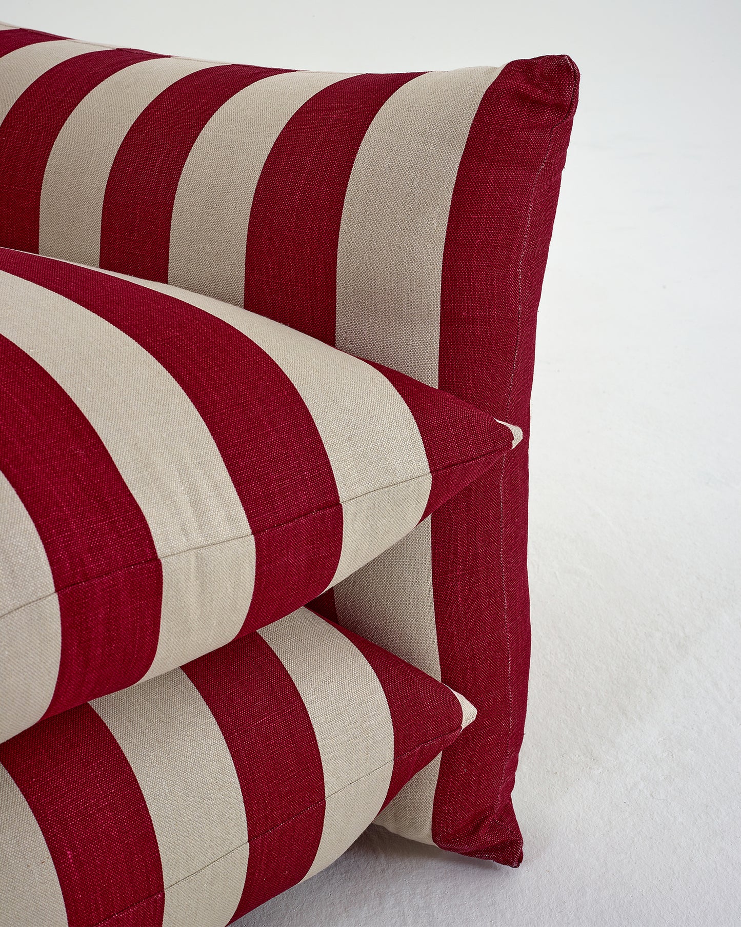 Studio Chair™ : Ruby Studio Stripe