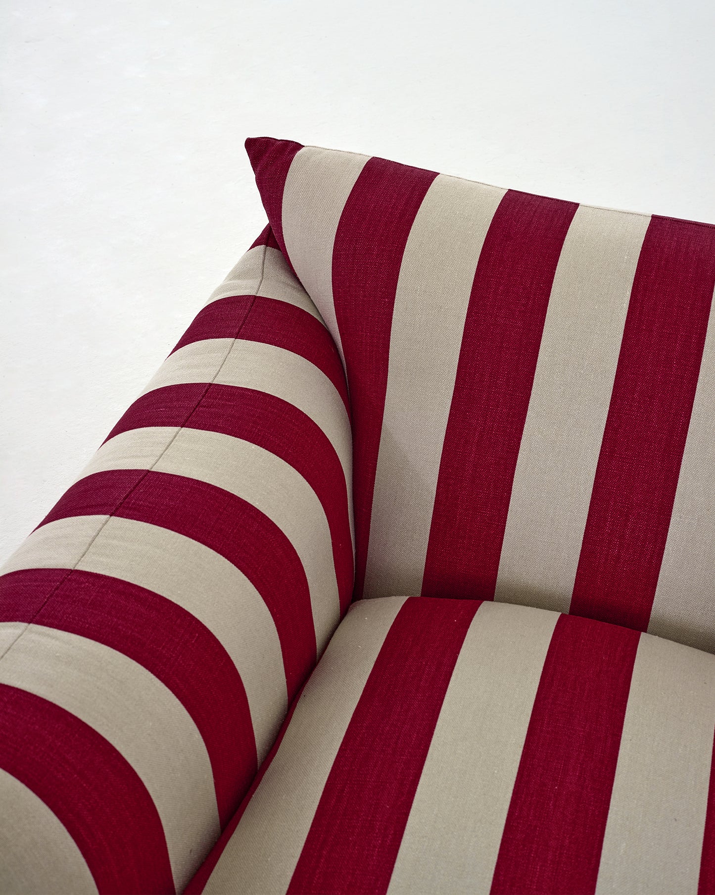 Studio Chair™ : Ruby Studio Stripe