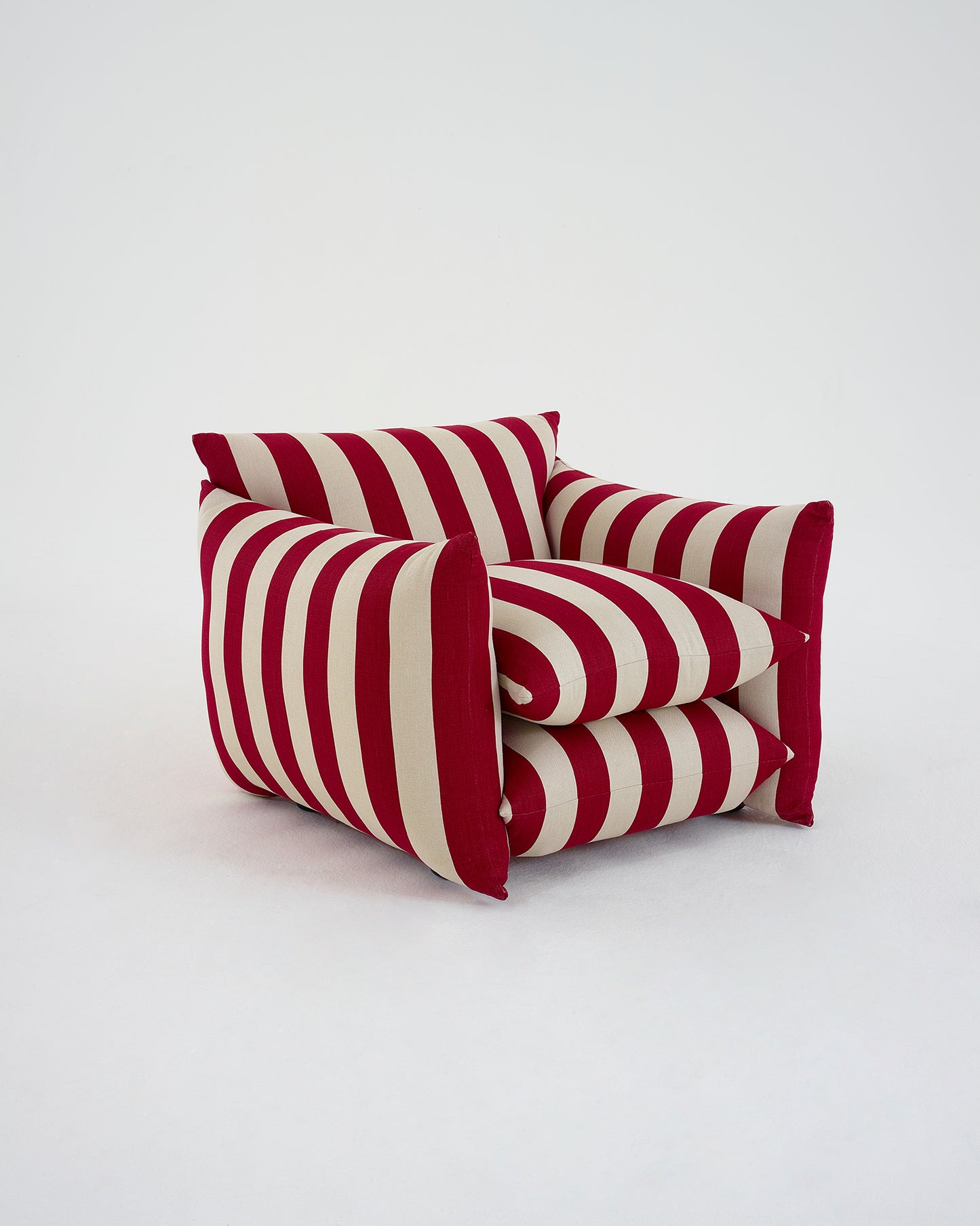 Studio Chair™ : Ruby Studio Stripe