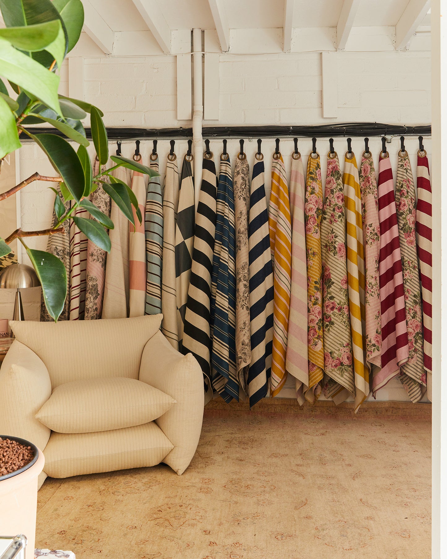 Studio Chair™ : Milk Jumbo Cord