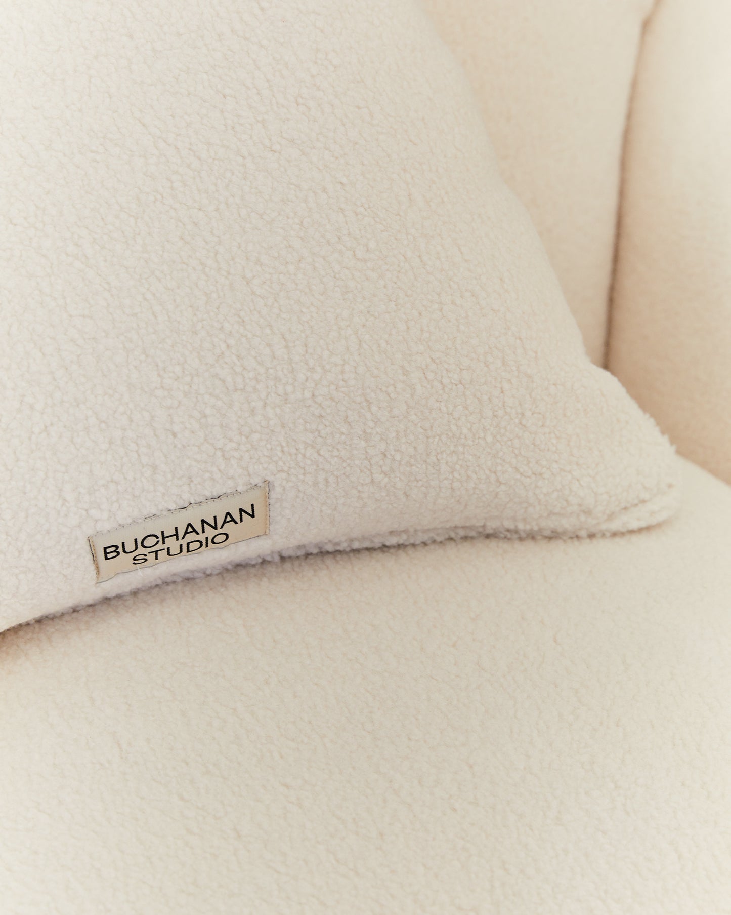 Studio Chair™ : Teddy