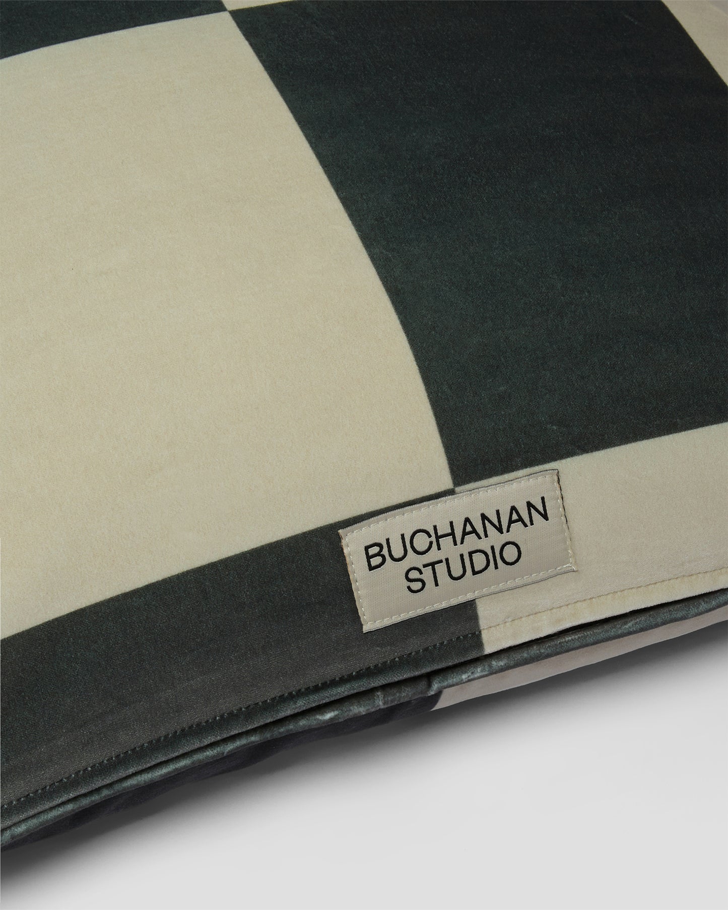 Cushion in Checkmate velvet