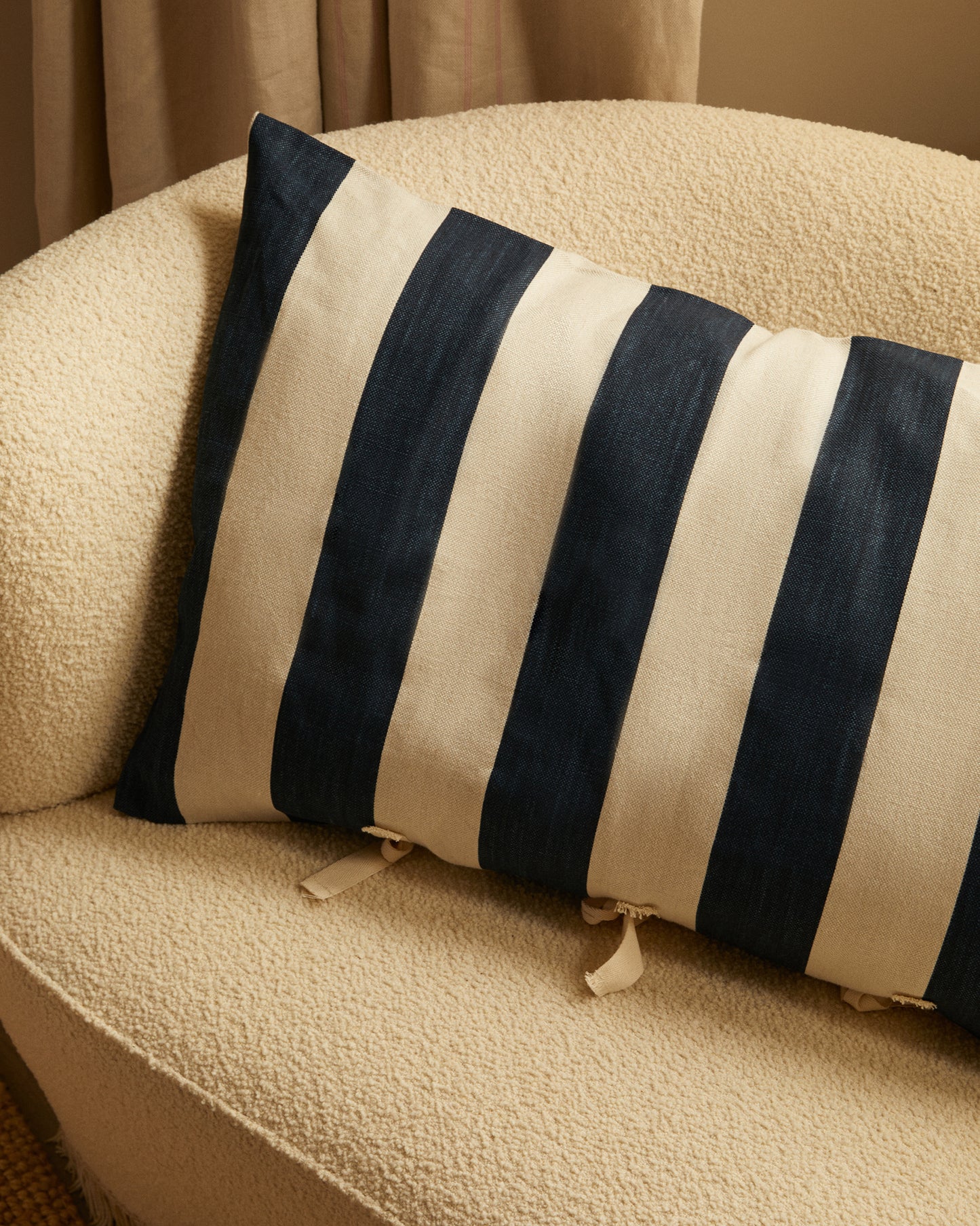 Cushion in Studio Stripe™