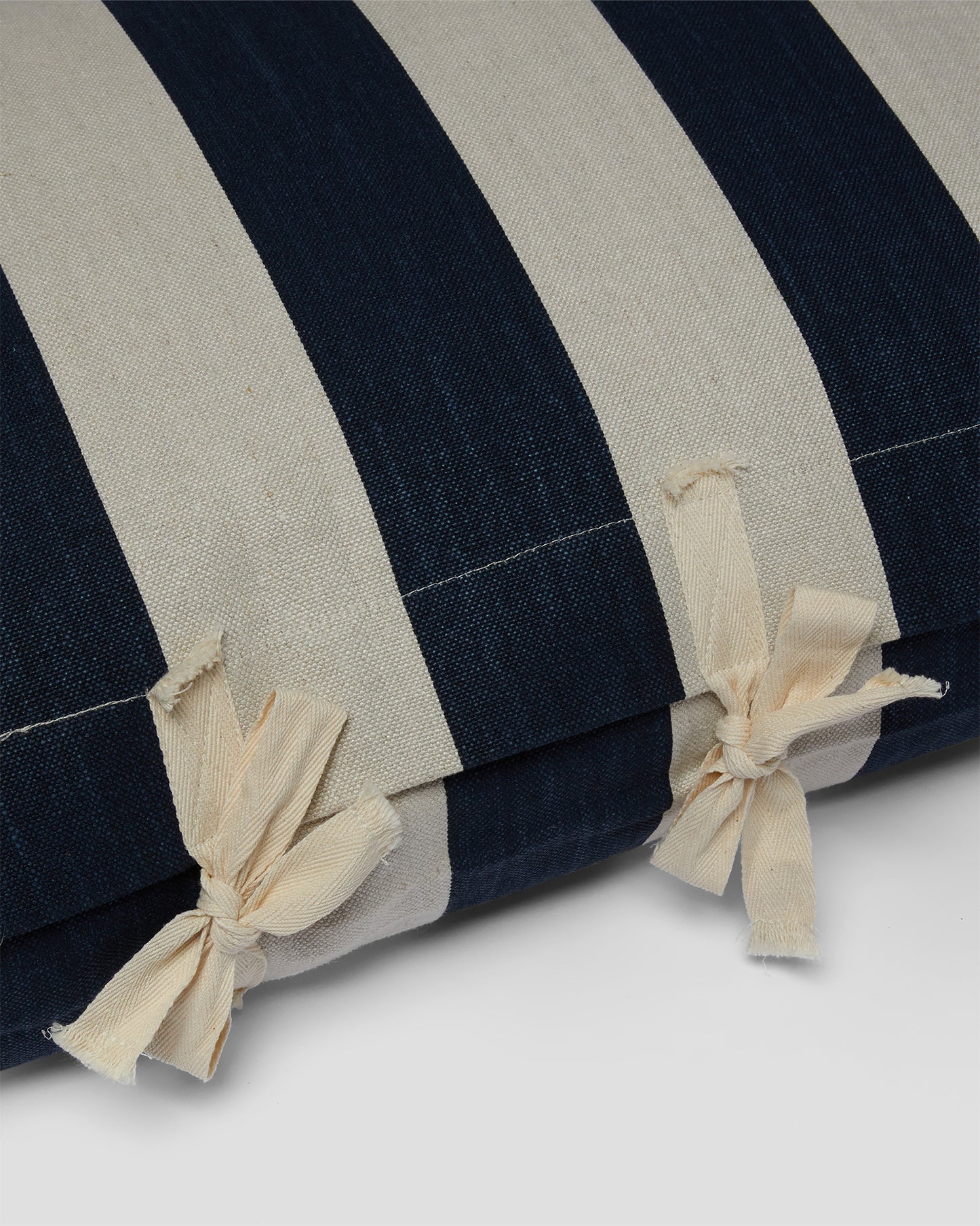 Cushion in Studio Stripe™