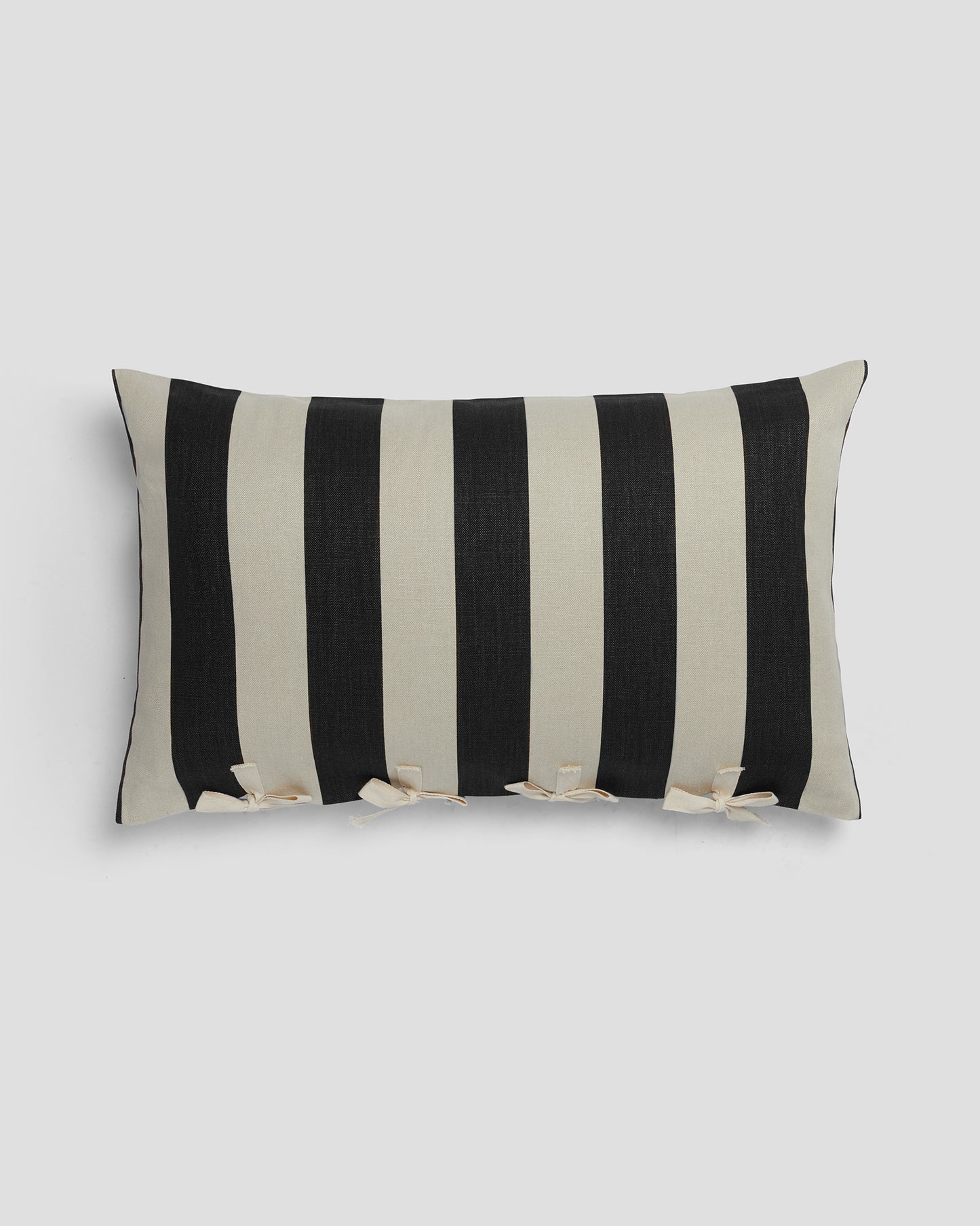 Cushion in Studio Stripe™