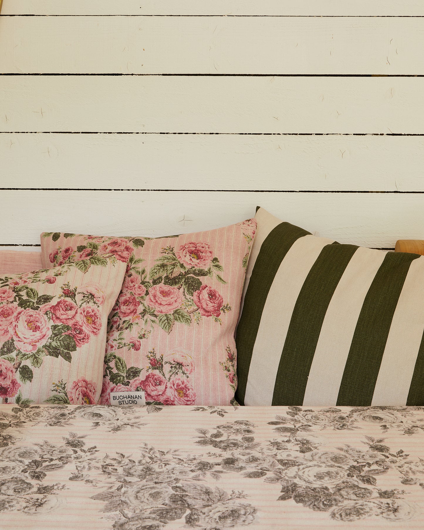 Cushion in Studio Stripe™