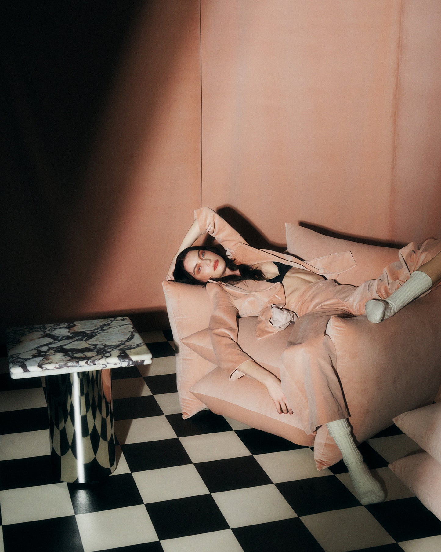 Daydream Shape Table™ : Marble