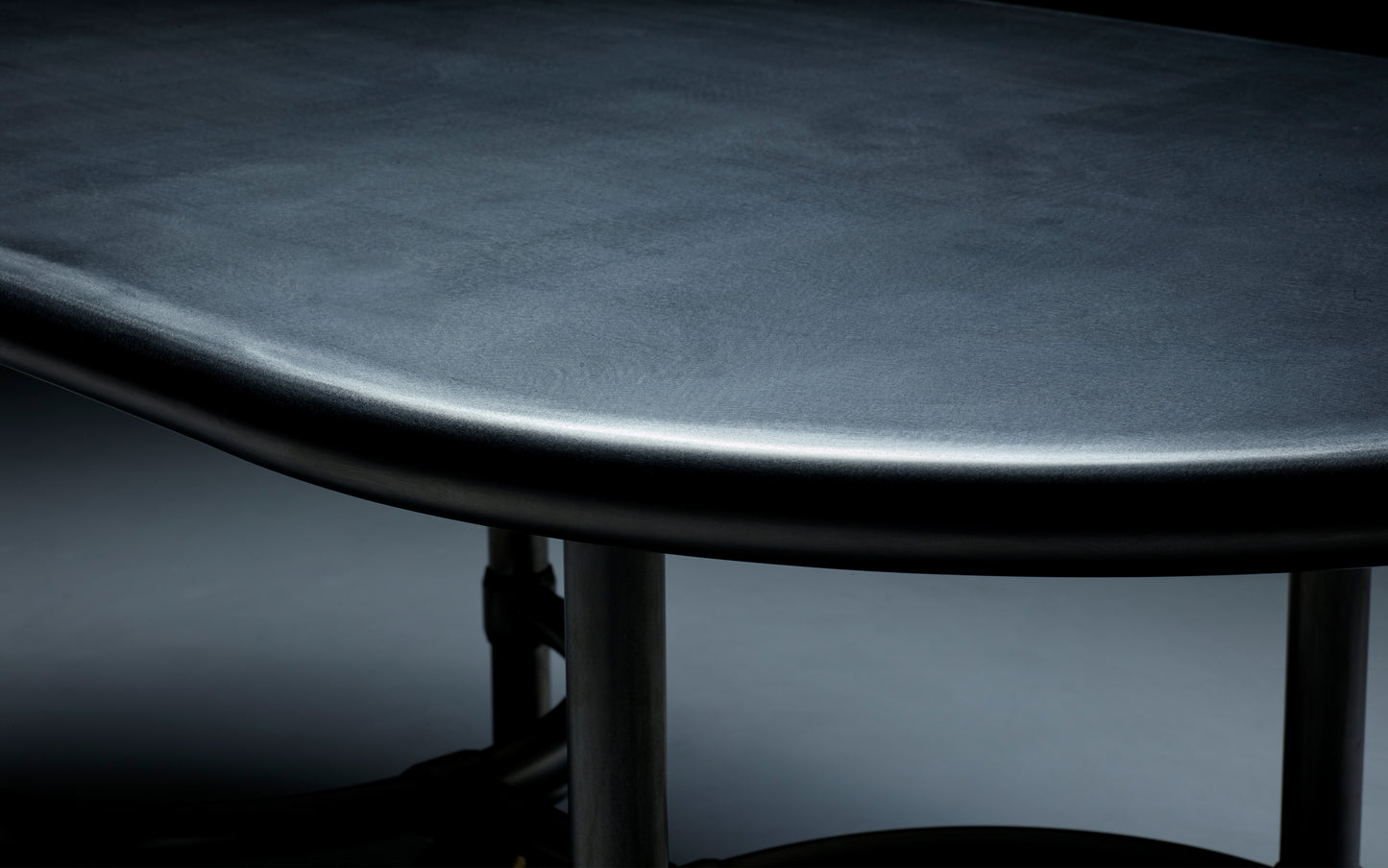 Daydream Muse Table™ : Stainless Steel