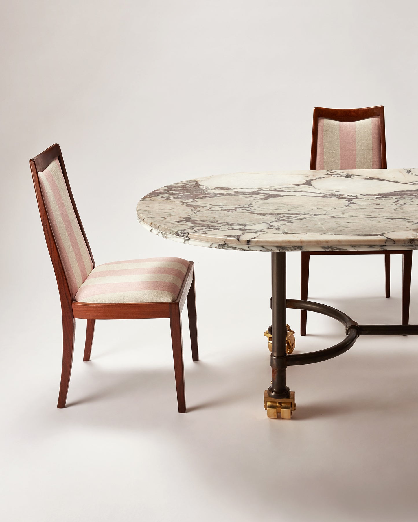 Muse Table™: Marble