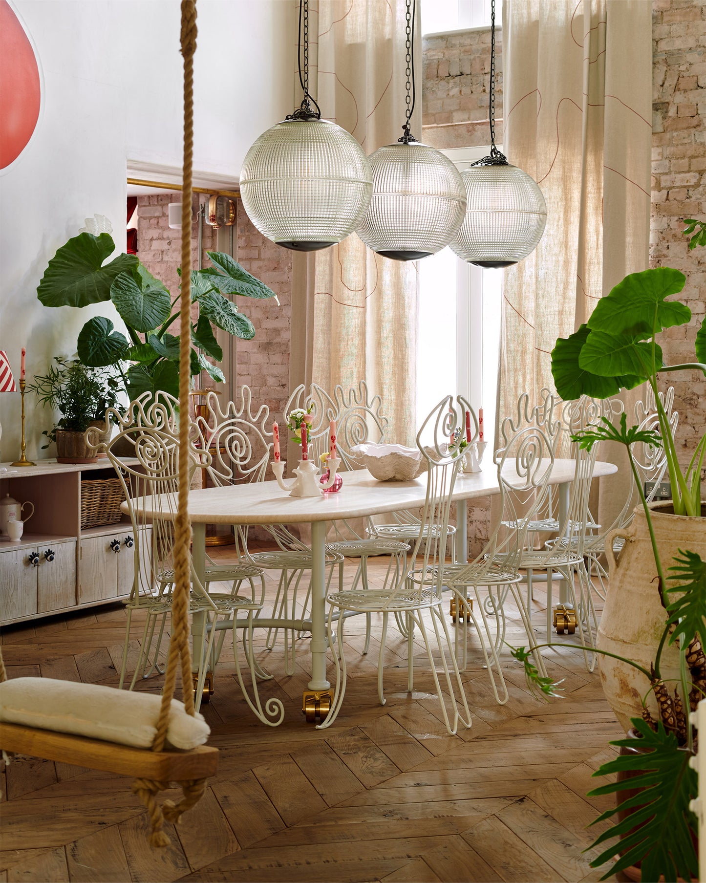 Muse Table™: Marble