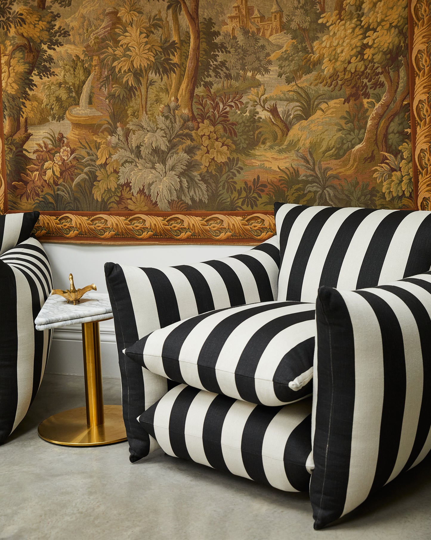 Studio Chair™ : Jet Studio Stripe