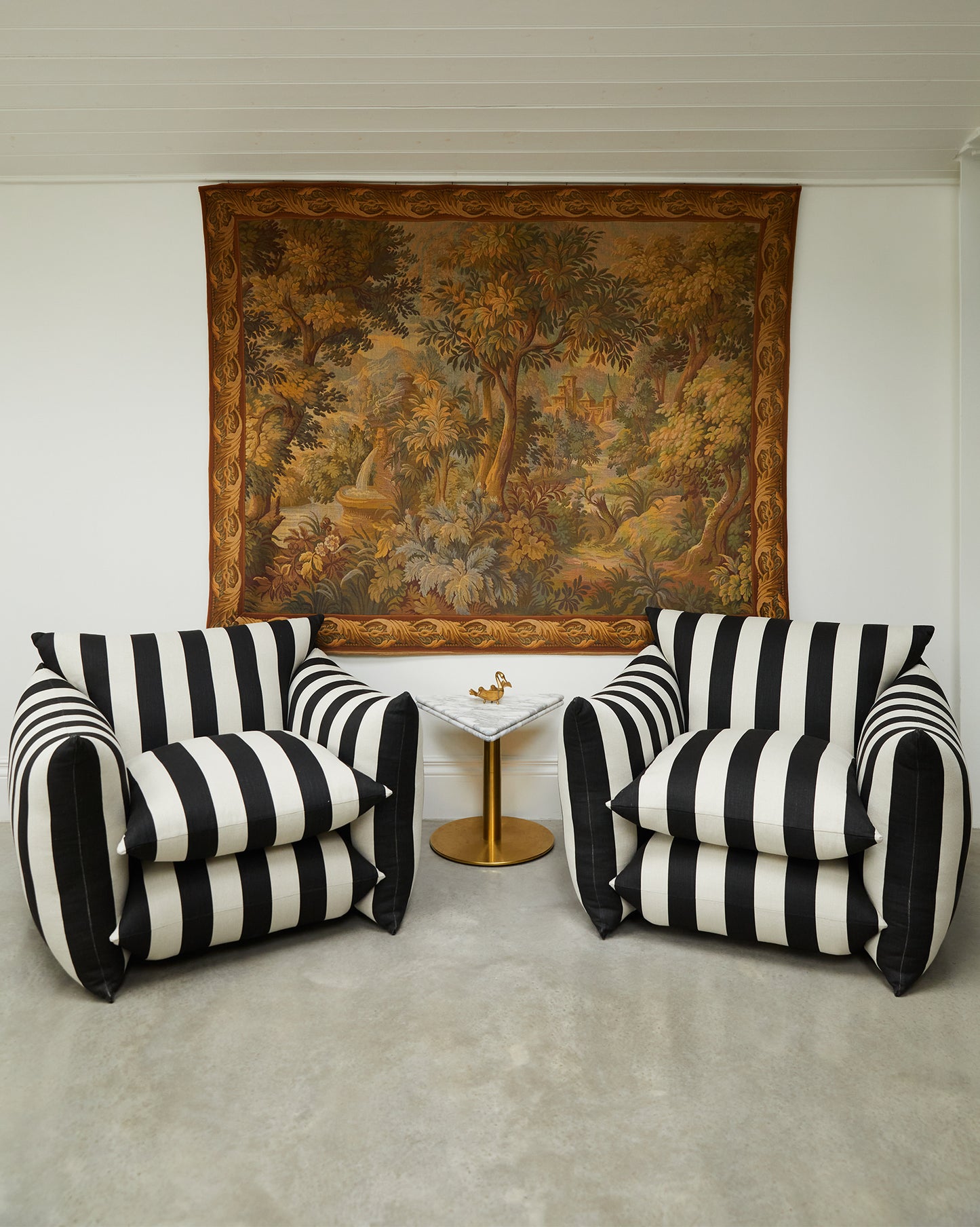 Studio Chair™ : Jet Studio Stripe