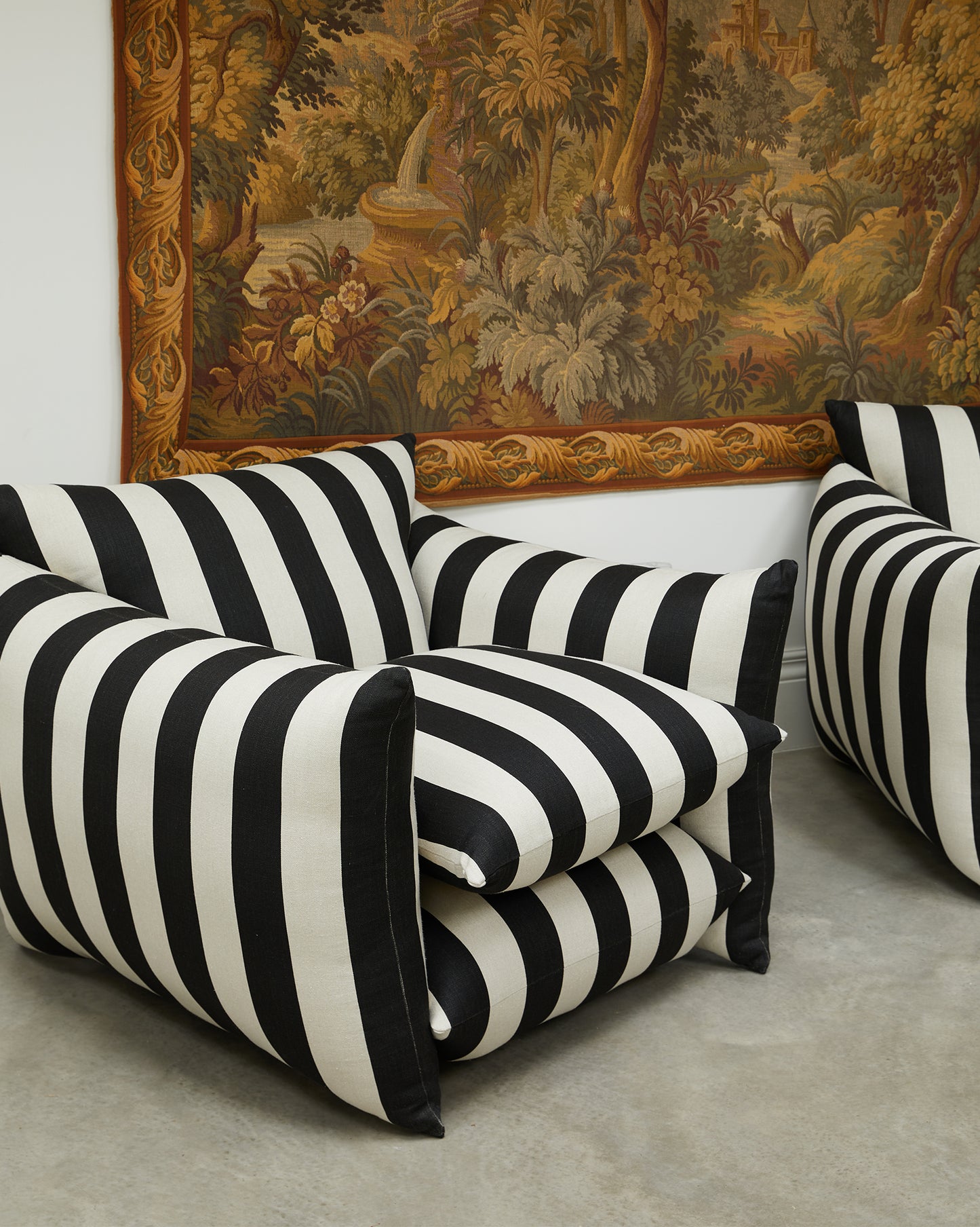 Studio Chair™ : Jet Studio Stripe