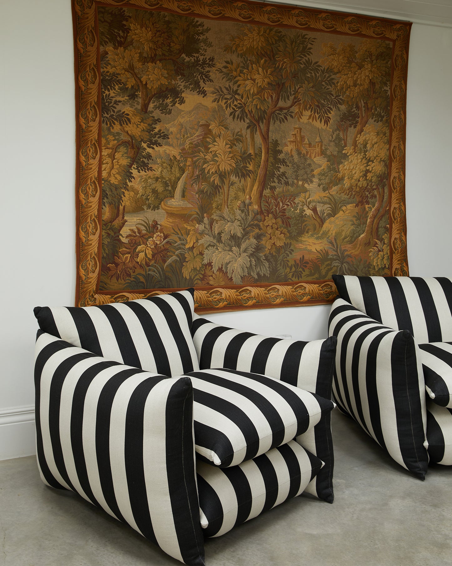 Studio Chair™ : Jet Studio Stripe