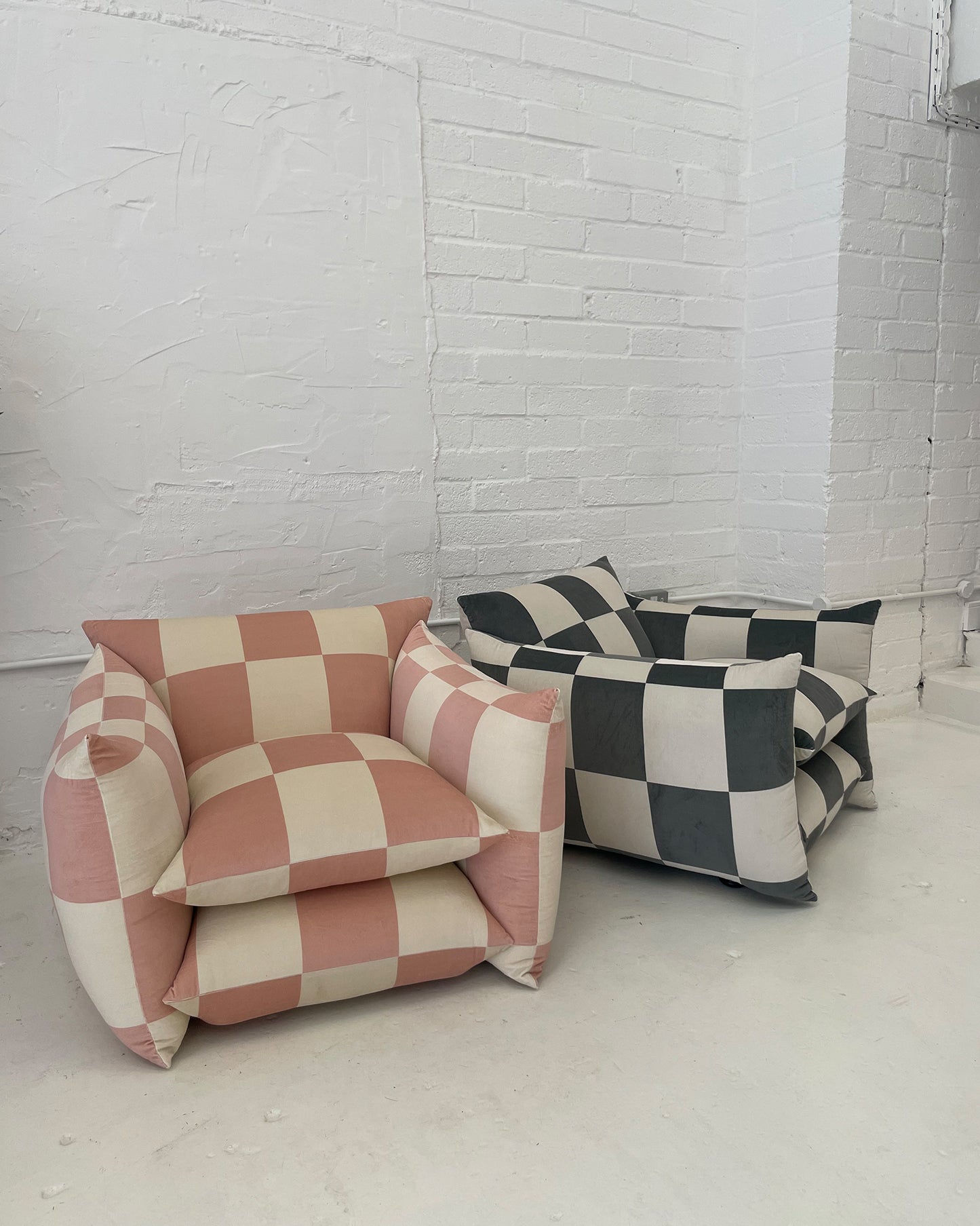 Studio Chair™ : Checkmate Velvet