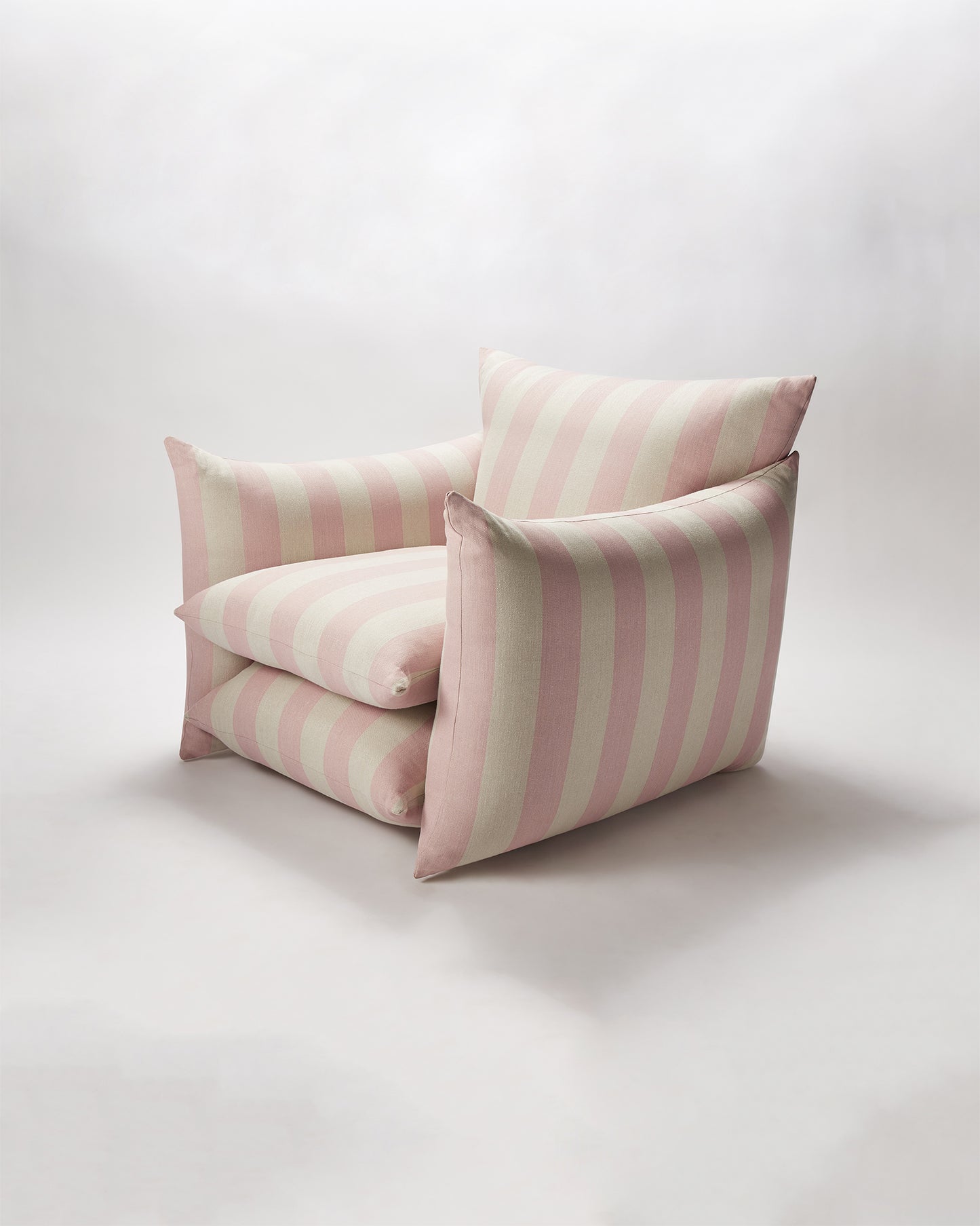 Studio Chair™ : Rose Studio Stripe
