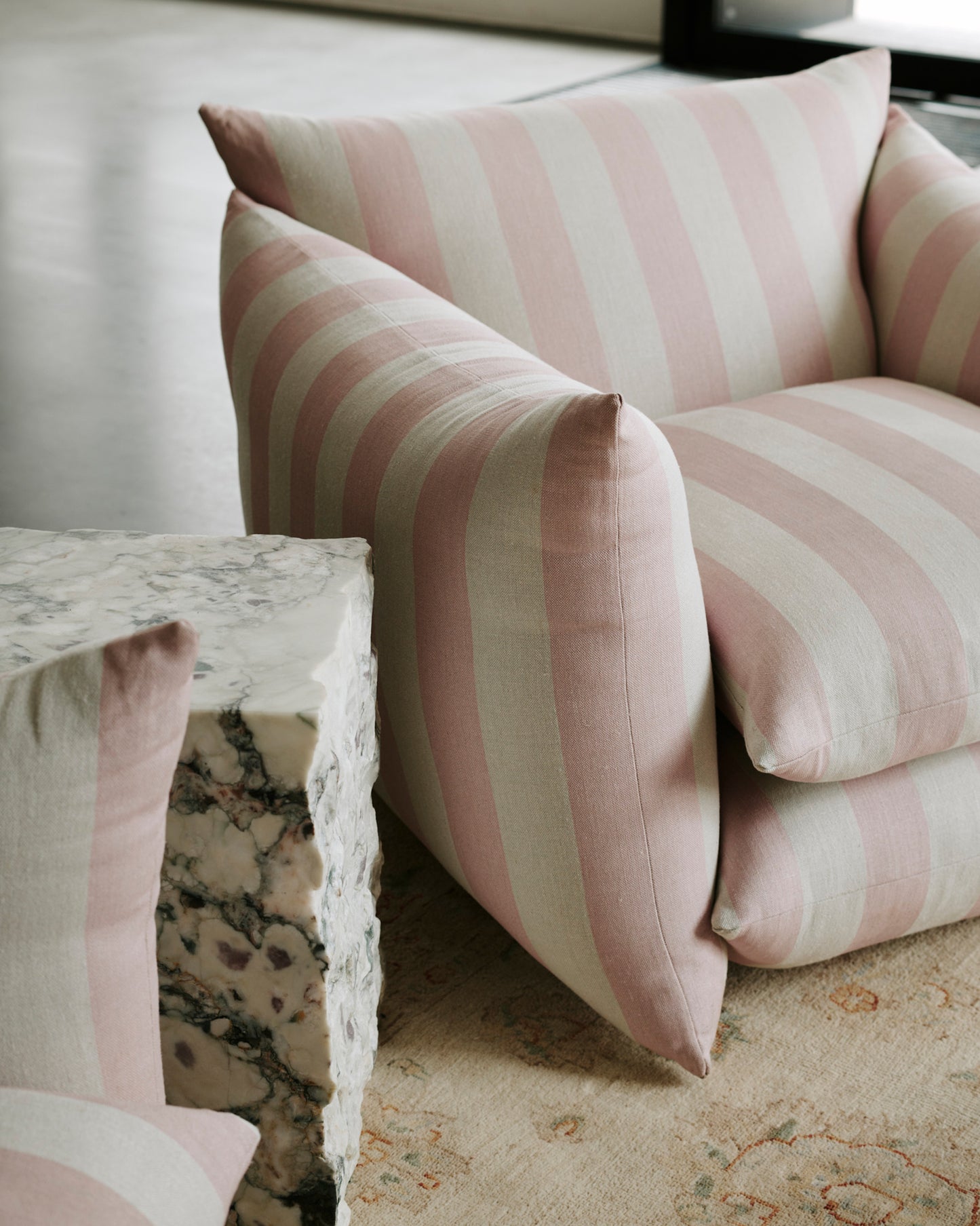 Studio Chair™ : Rose Studio Stripe